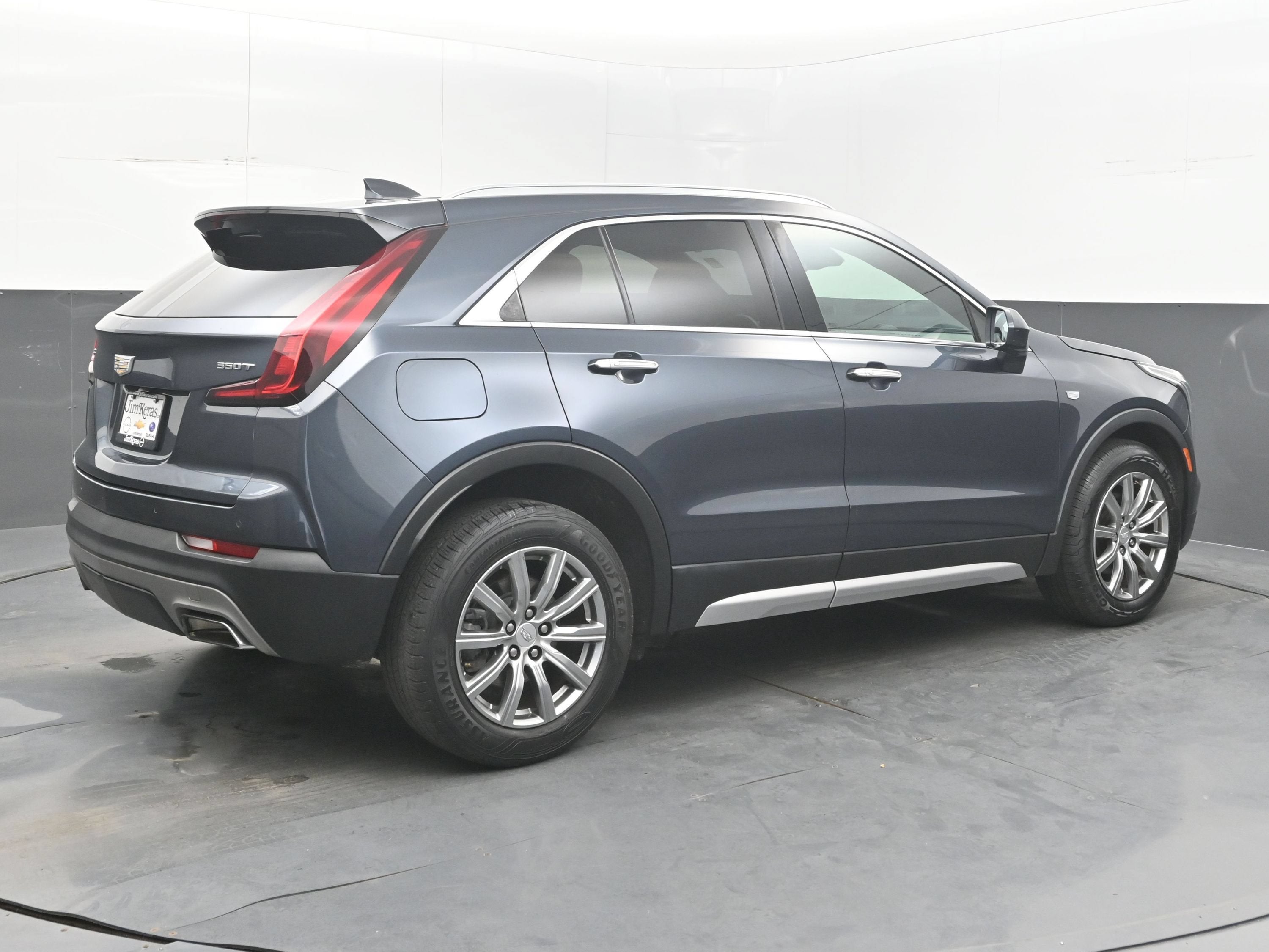 2020 Cadillac XT4 FWD Premium Luxury