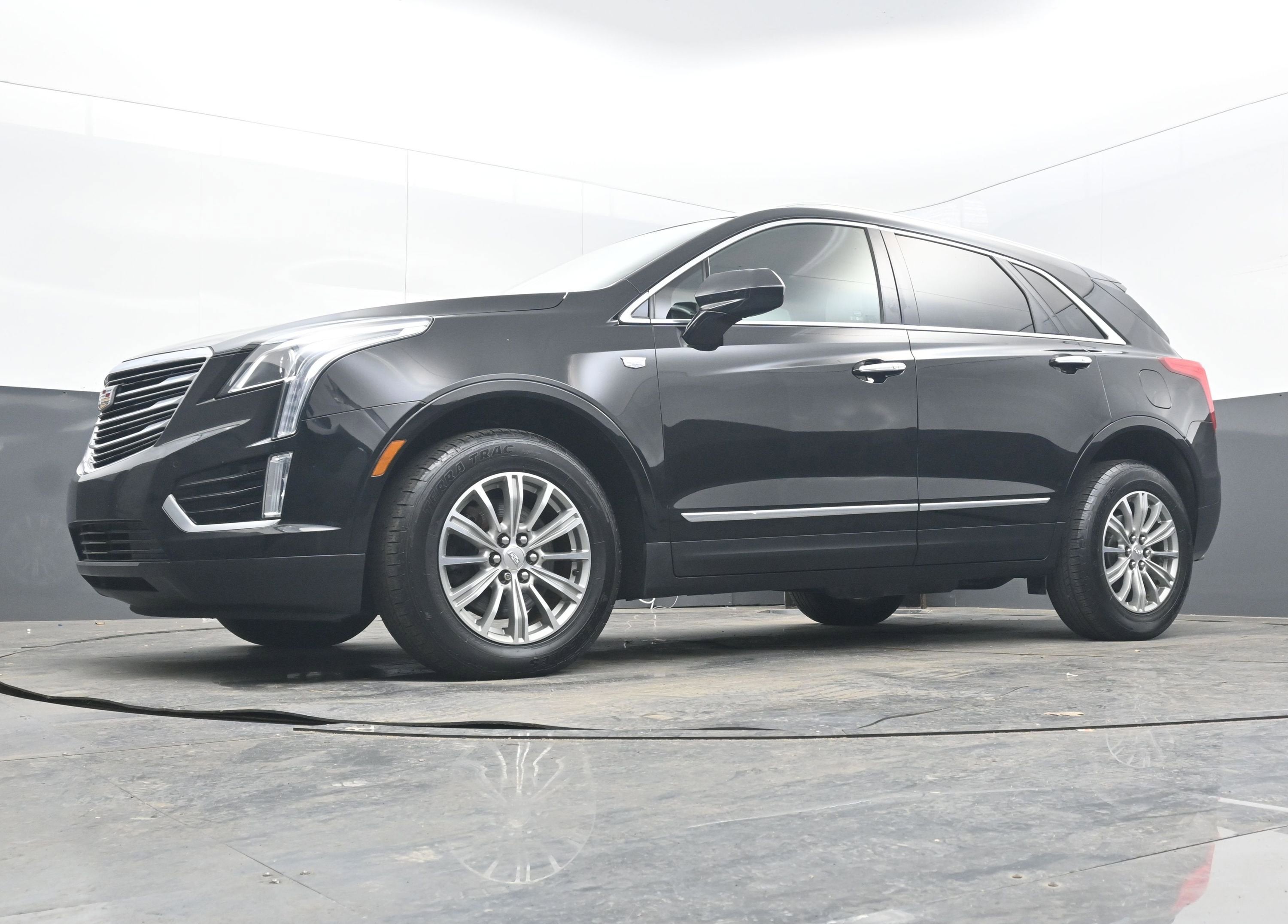 2018 Cadillac XT5 Luxury FWD