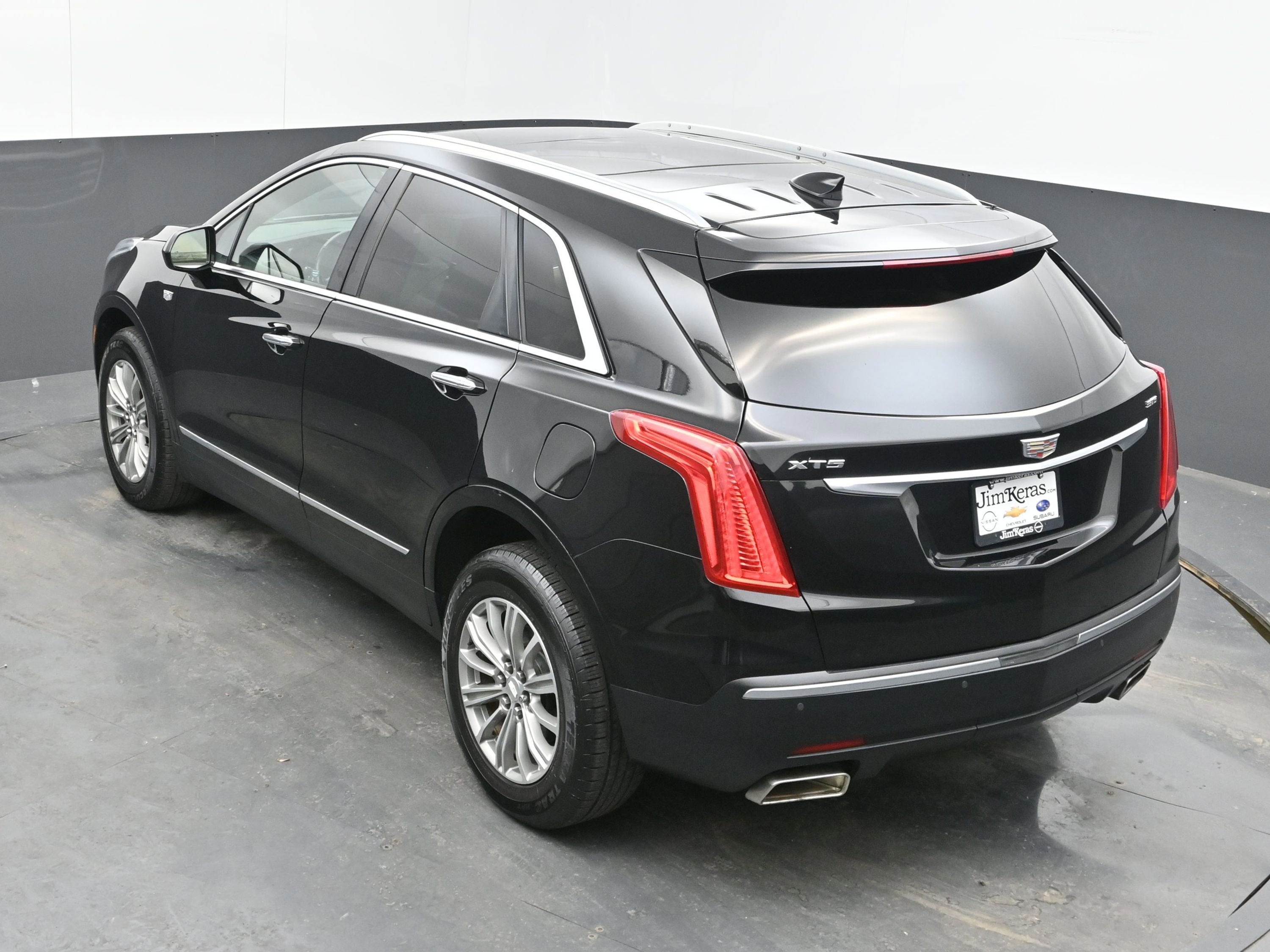 2018 Cadillac XT5 Luxury FWD