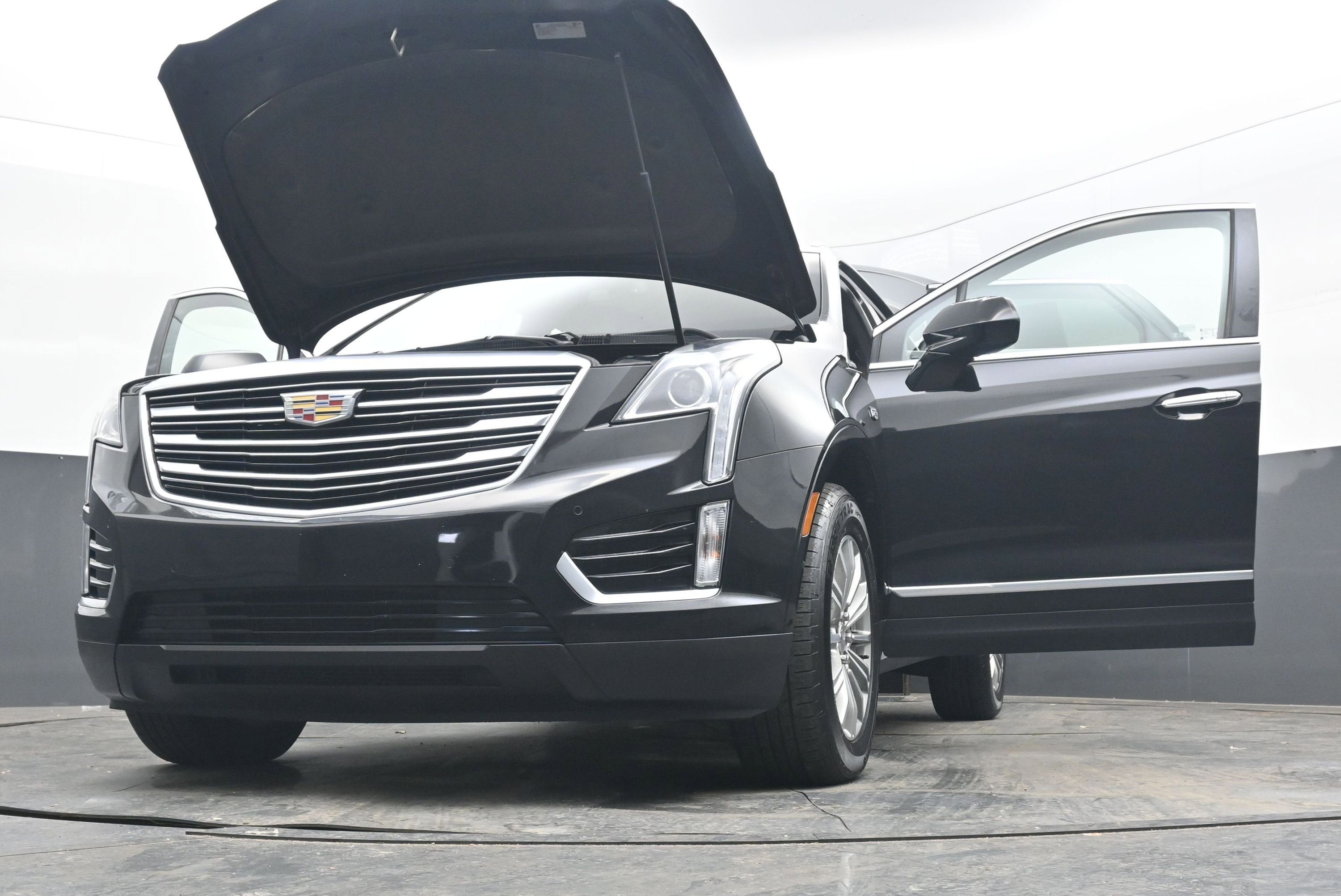 2018 Cadillac XT5 Luxury FWD