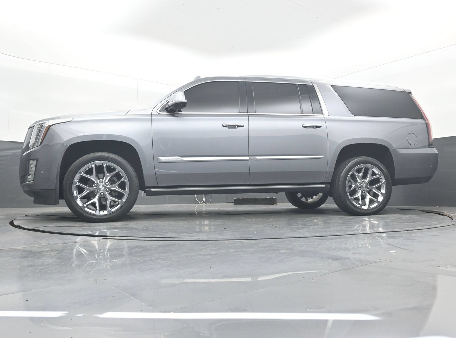 2019 Cadillac Escalade ESV Premium Luxury