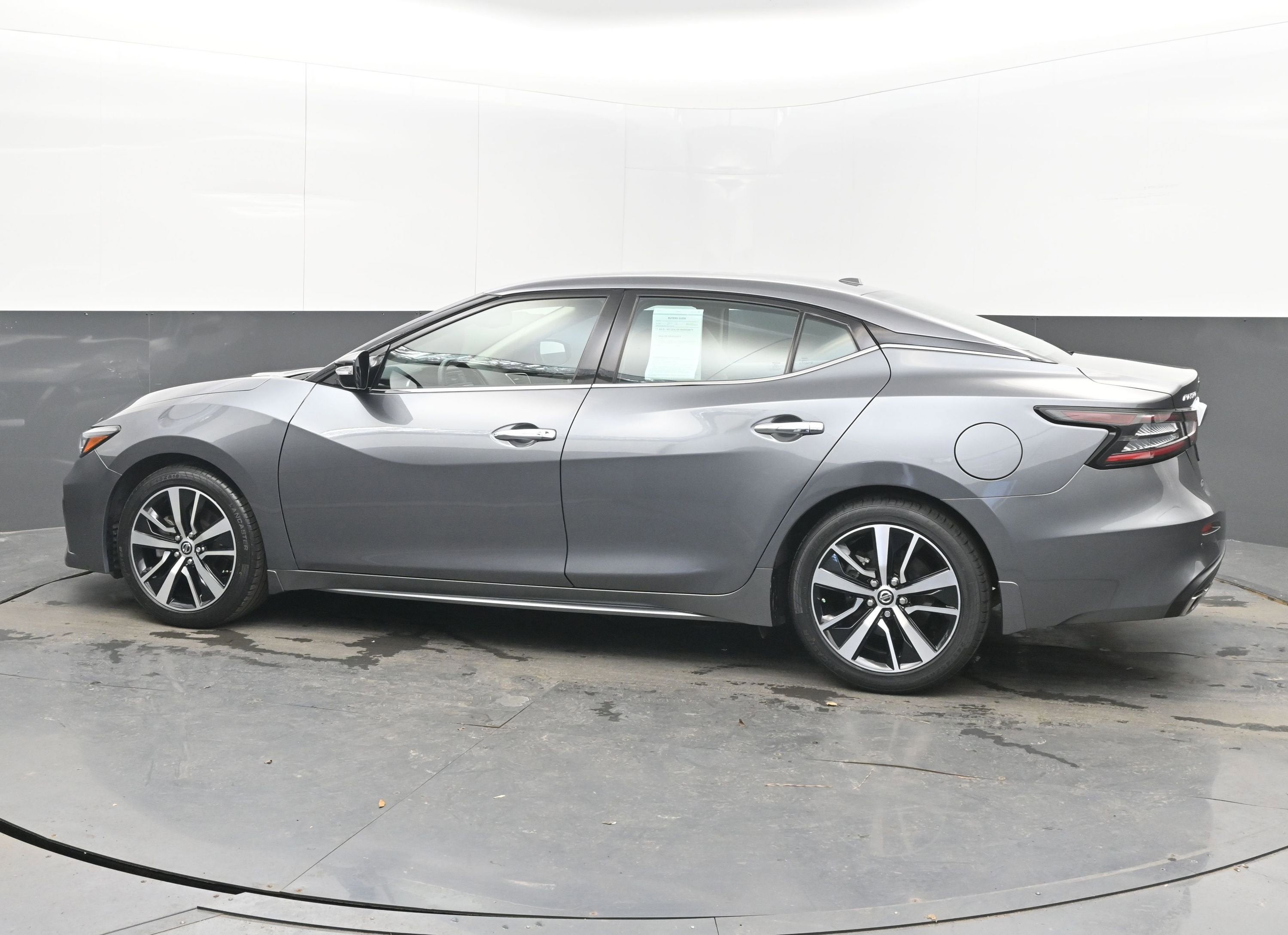 2021 Nissan Maxima SV