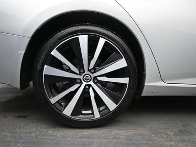 2020 Nissan Altima 2.0 Platinum