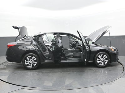 2025 Nissan Altima S