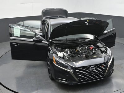 2025 Nissan Altima SR