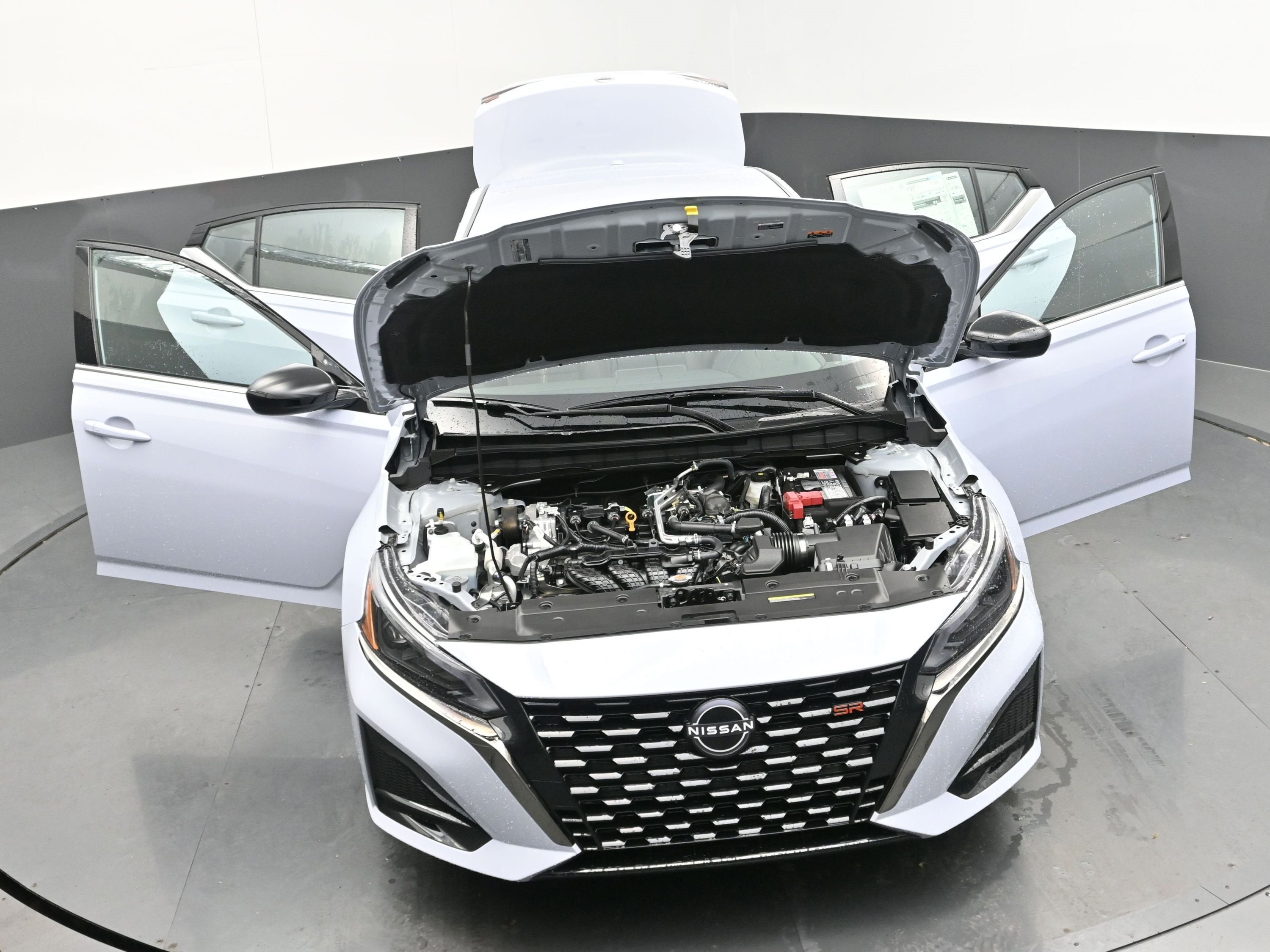 2025 Nissan ALTIMA SR