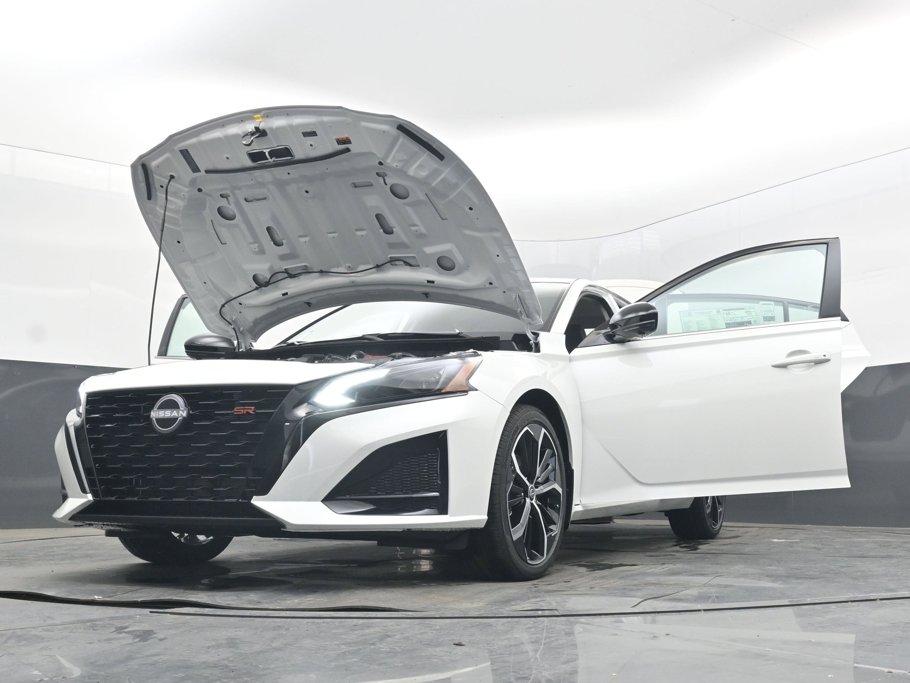 2026 Nissan ALTIMA SR PREMIUM