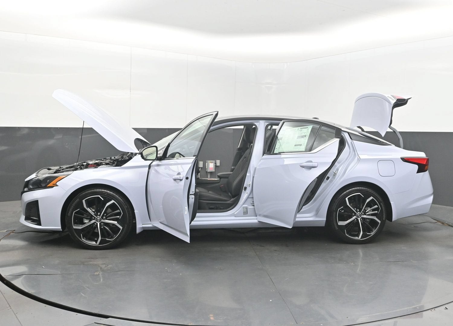 2026 Nissan ALTIMA SR