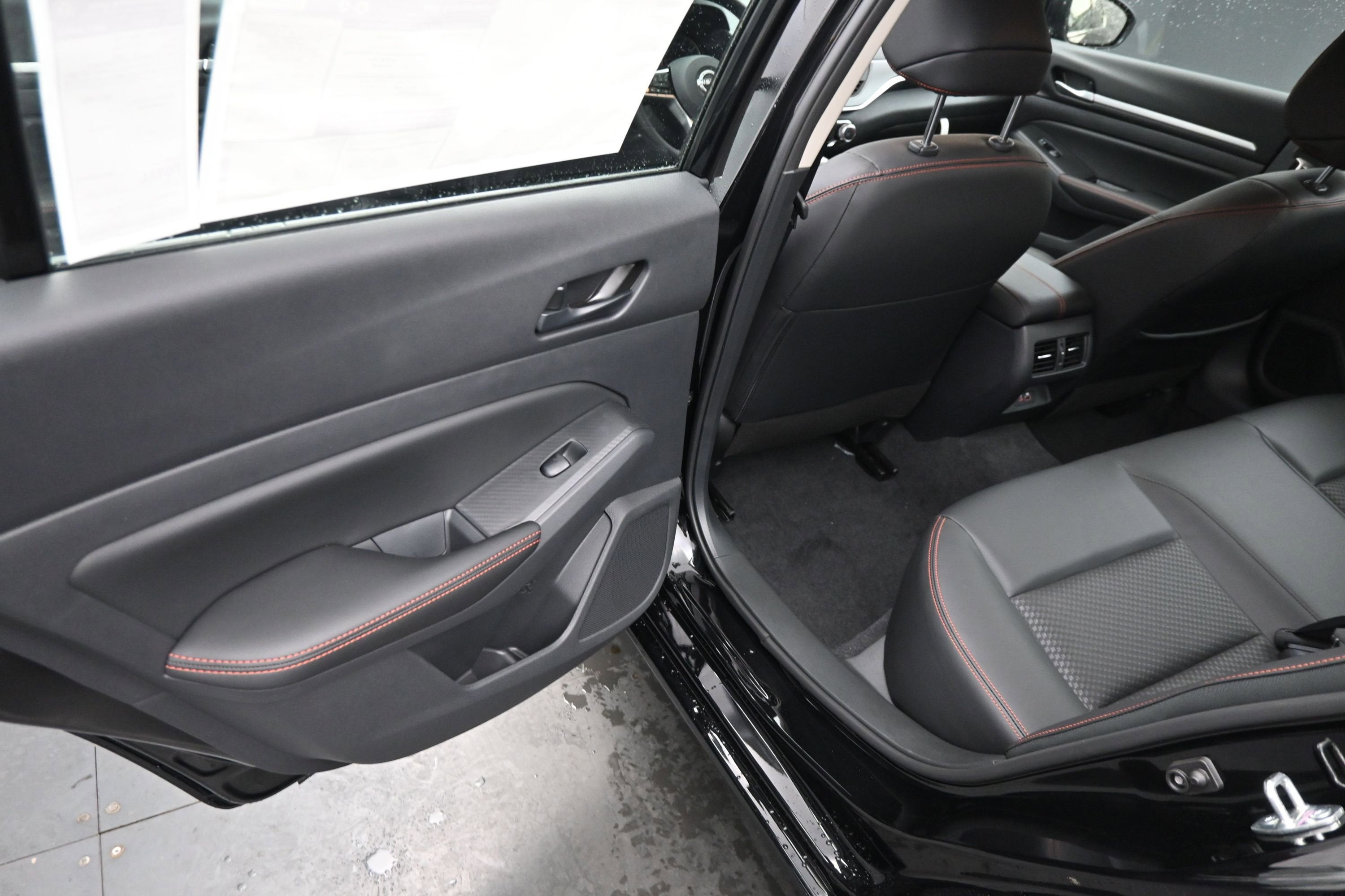 2026 Nissan ALTIMA SR