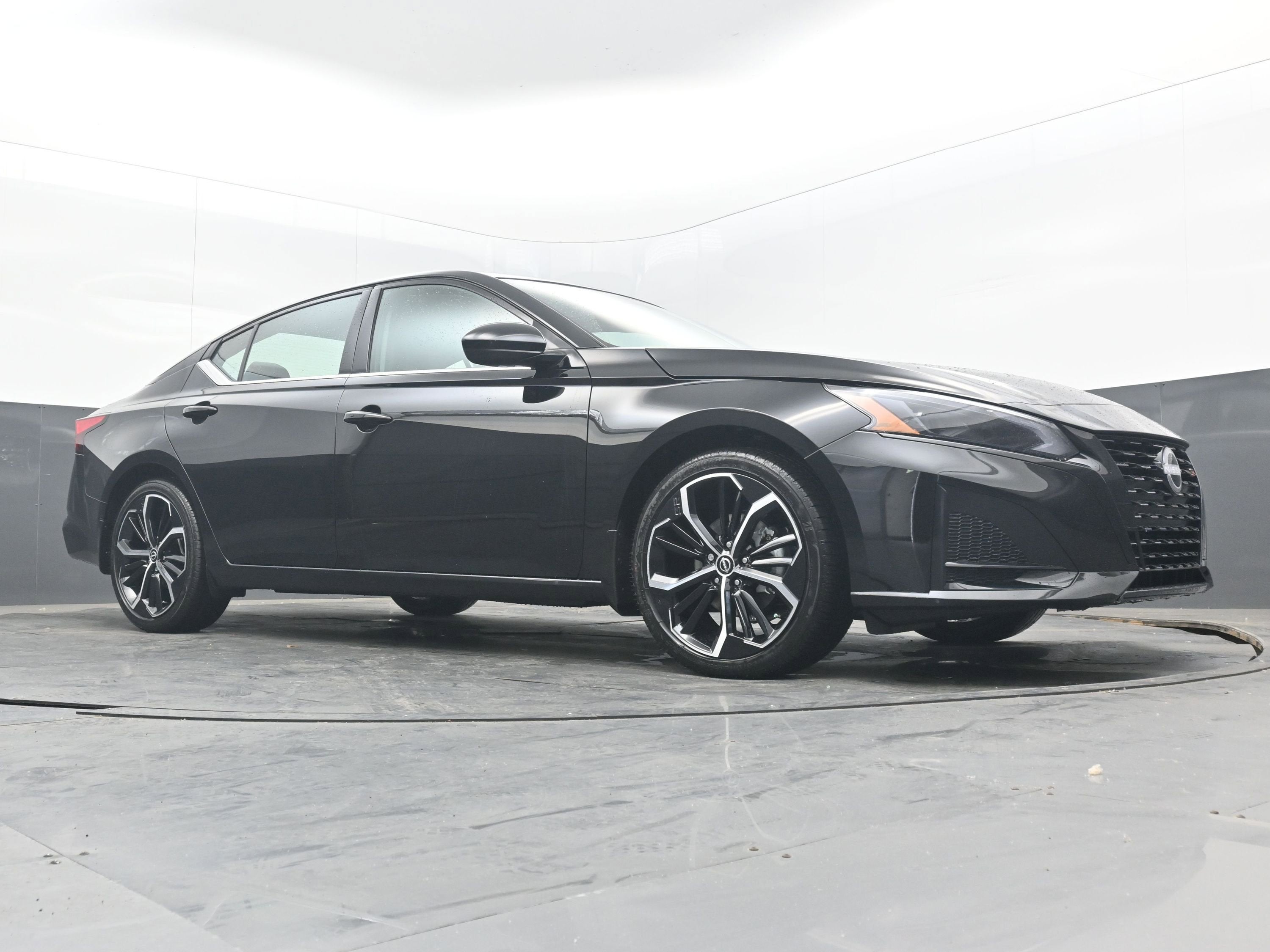 2026 Nissan ALTIMA SR