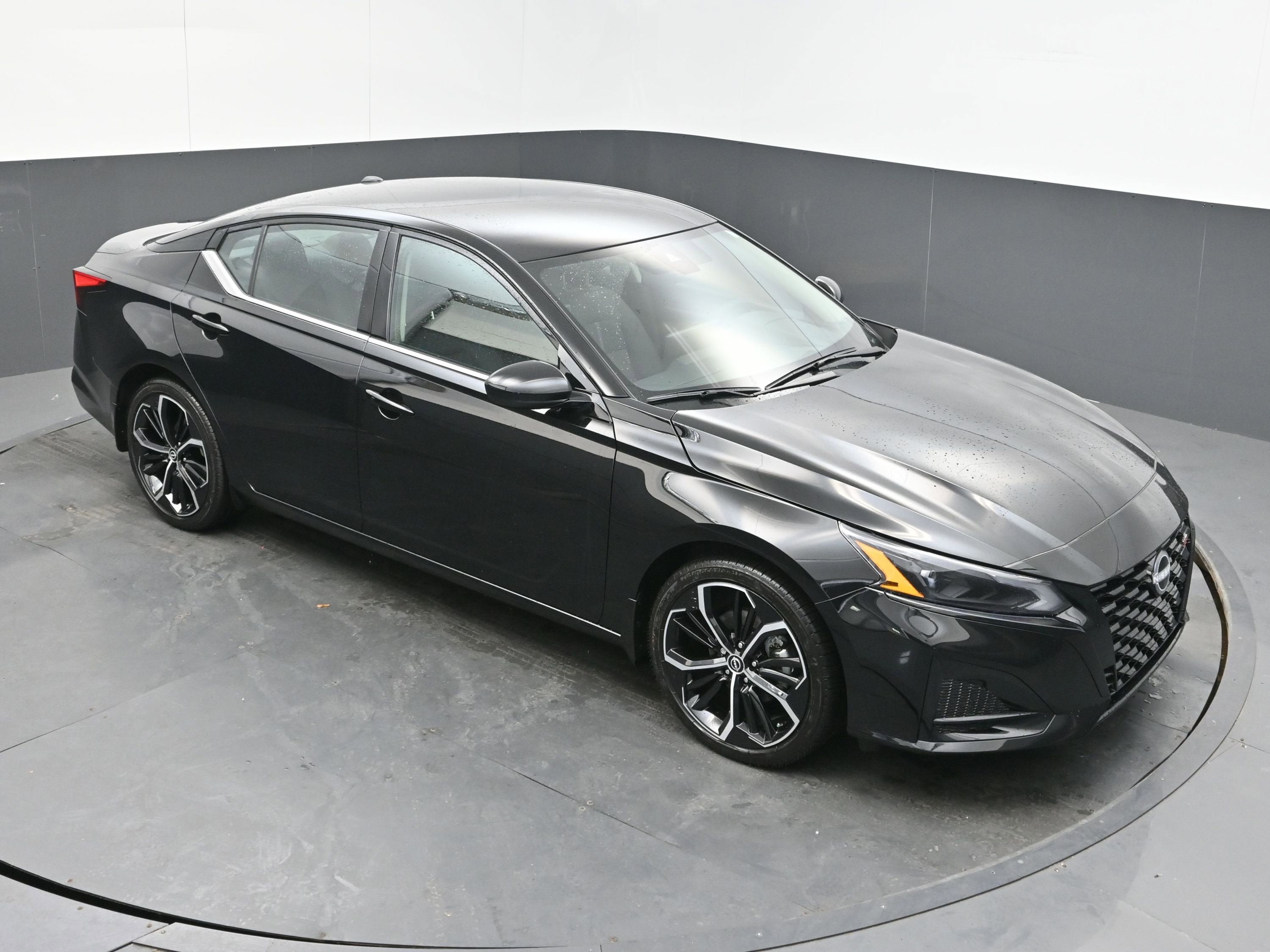 2026 Nissan ALTIMA SR