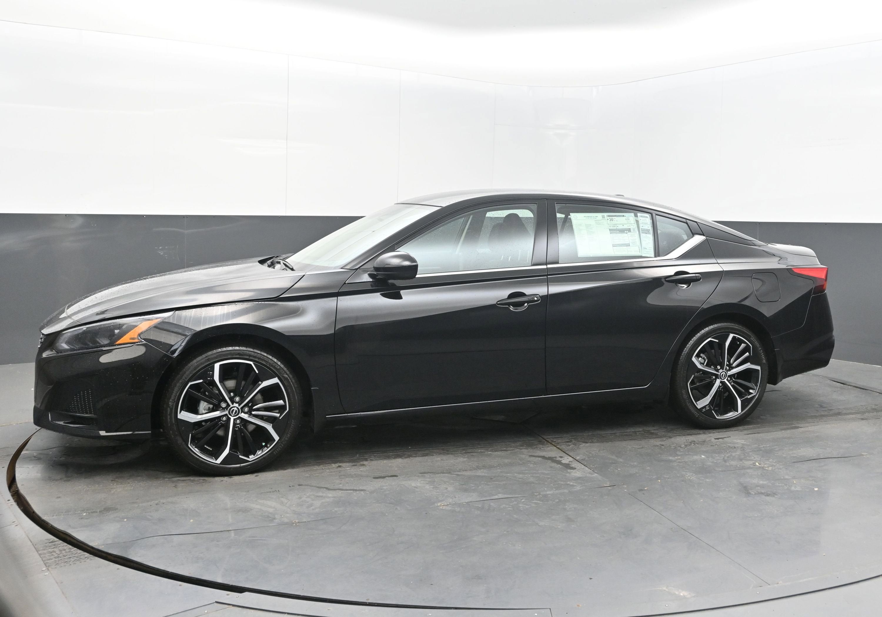 2026 Nissan ALTIMA SR