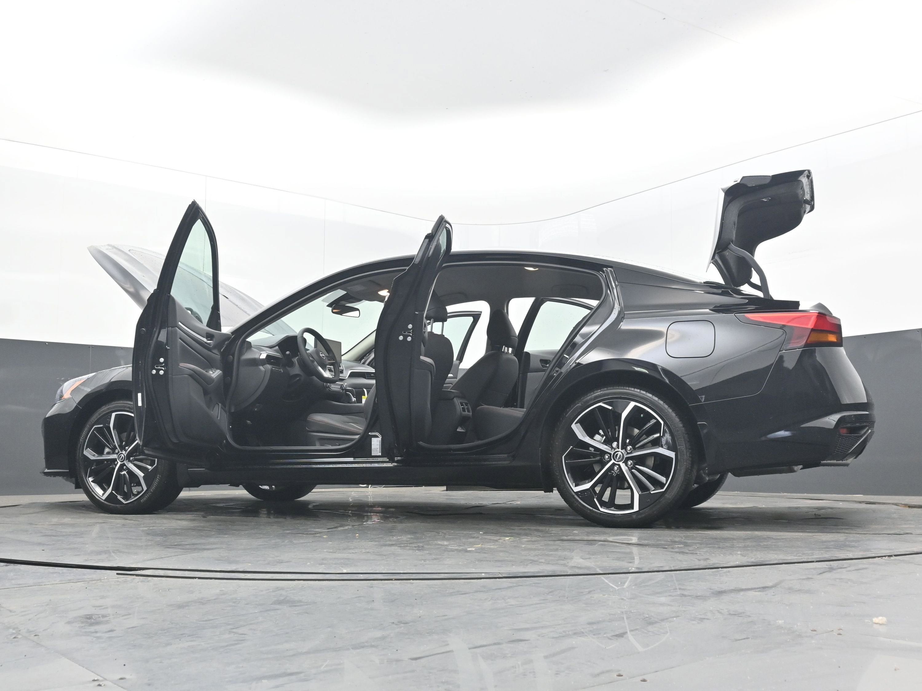 2026 Nissan ALTIMA SR