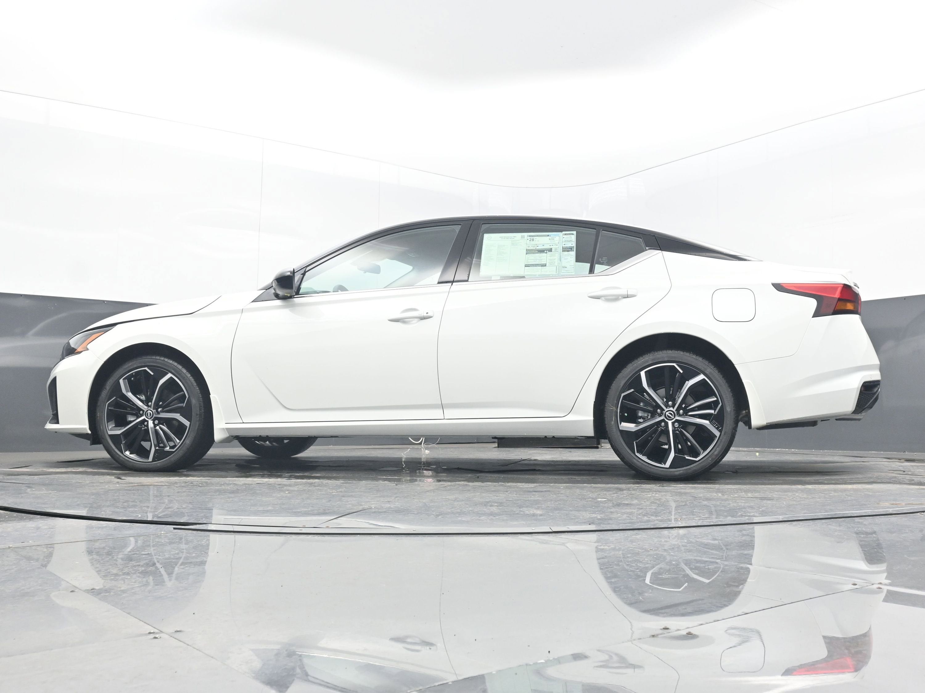 2026 Nissan ALTIMA SR