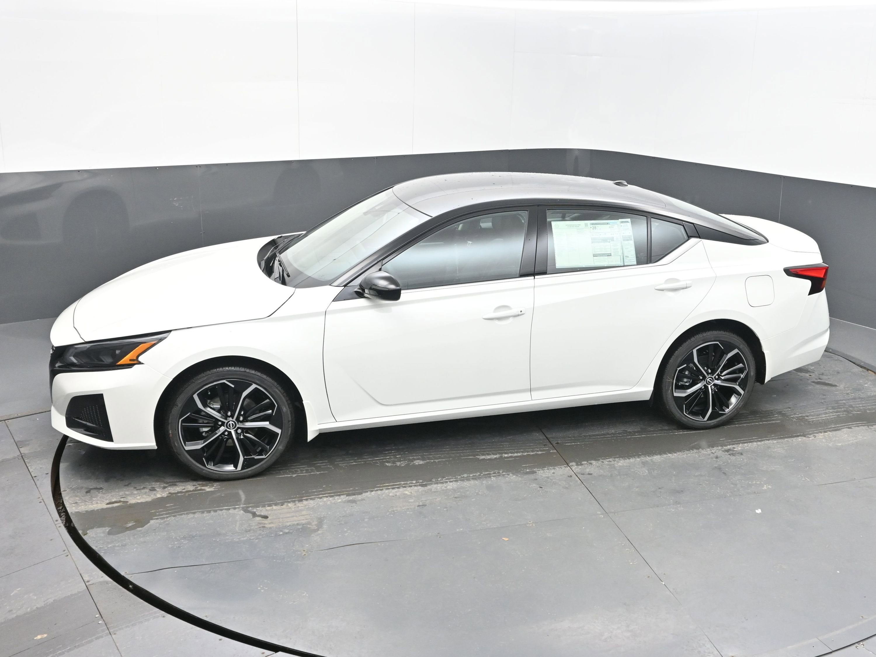 2026 Nissan ALTIMA SR