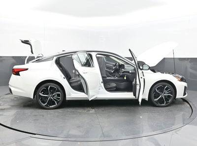 2026 Nissan ALTIMA SR