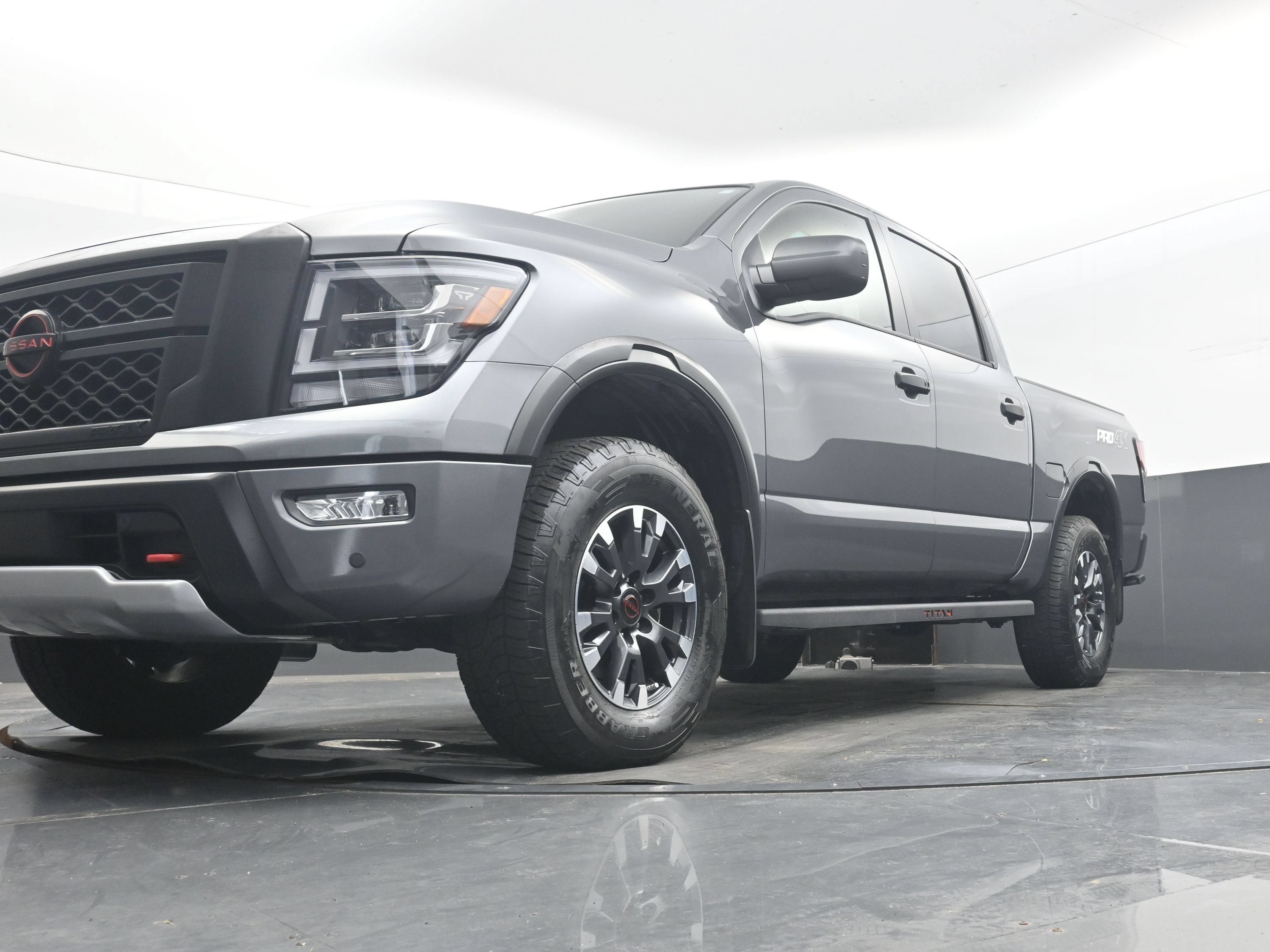 2024 Nissan Titan PRO-4X