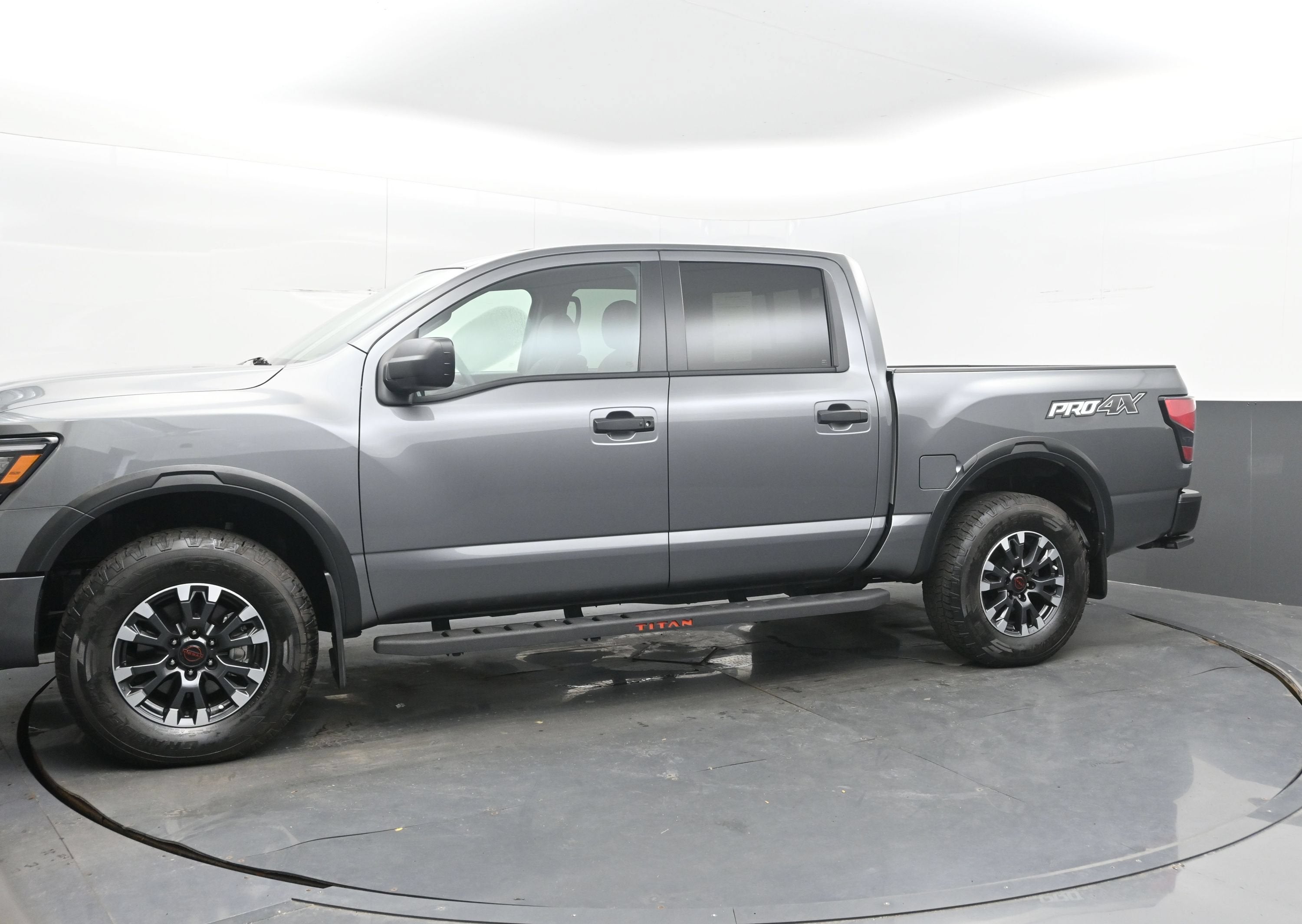 2024 Nissan Titan PRO-4X