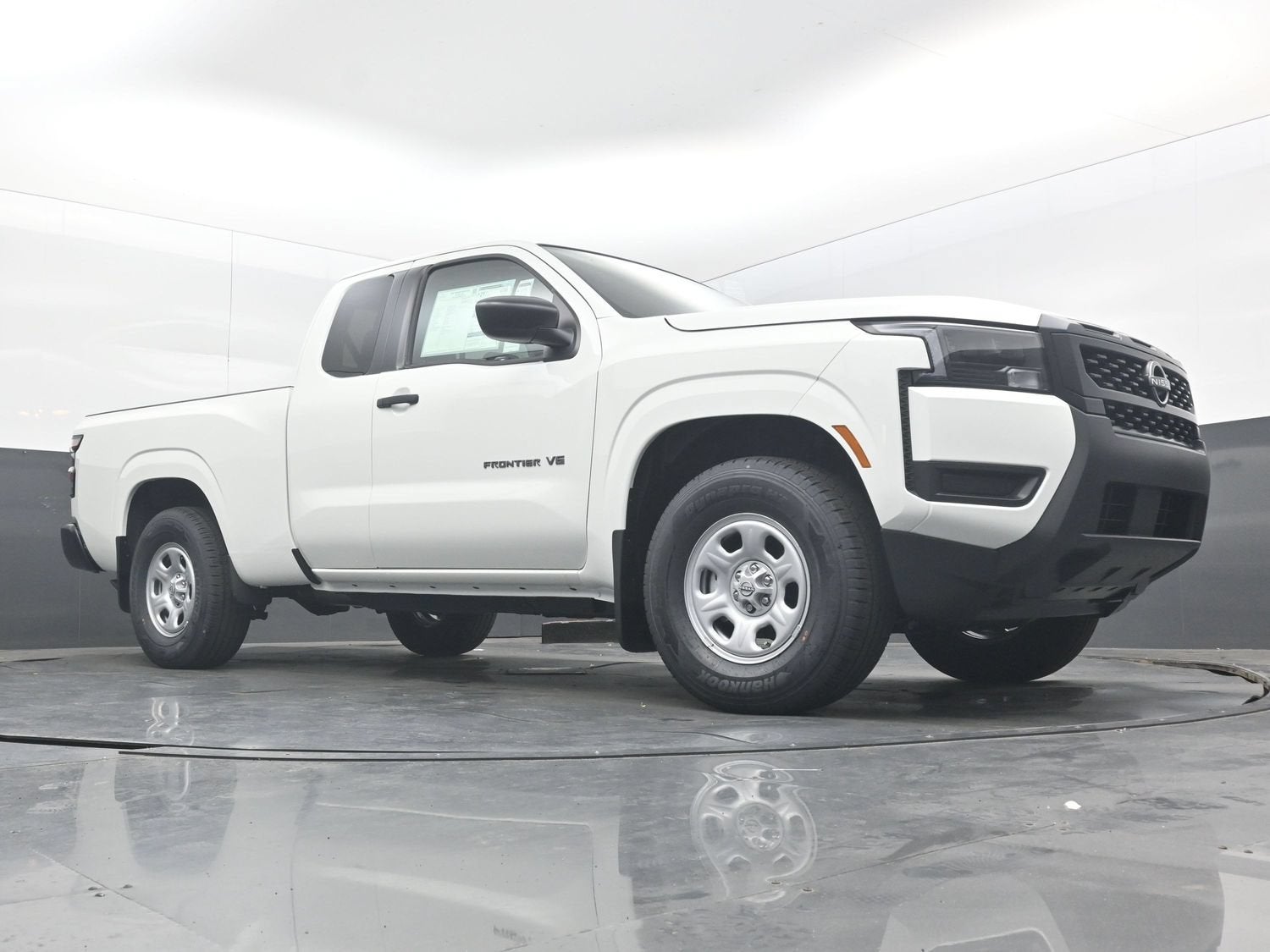 2027 Nissan FRONTIER S