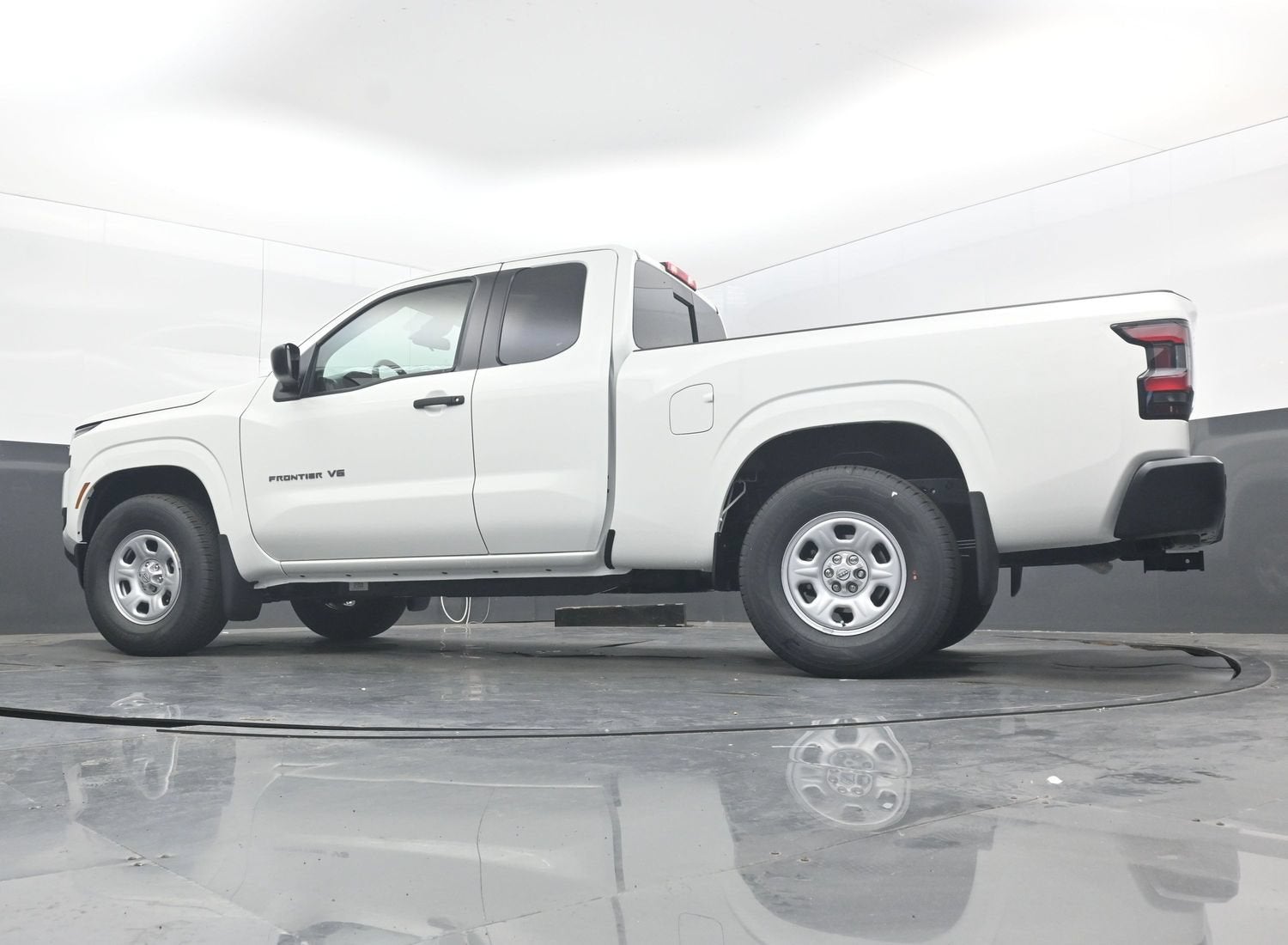 2027 Nissan FRONTIER S
