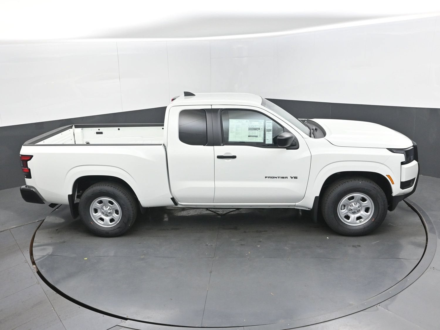 2027 Nissan FRONTIER S