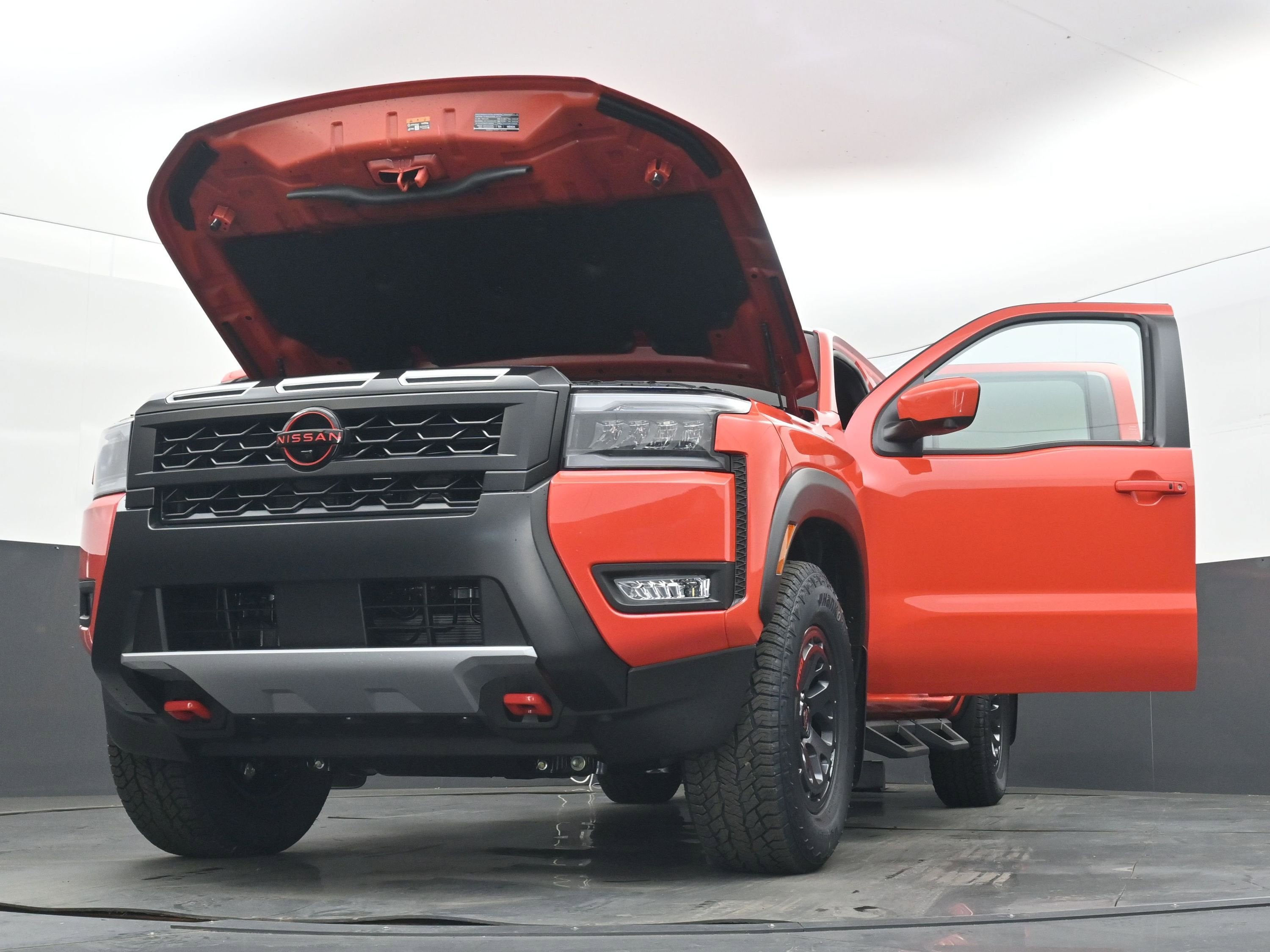 2026 Nissan FRONTIER PRO-X