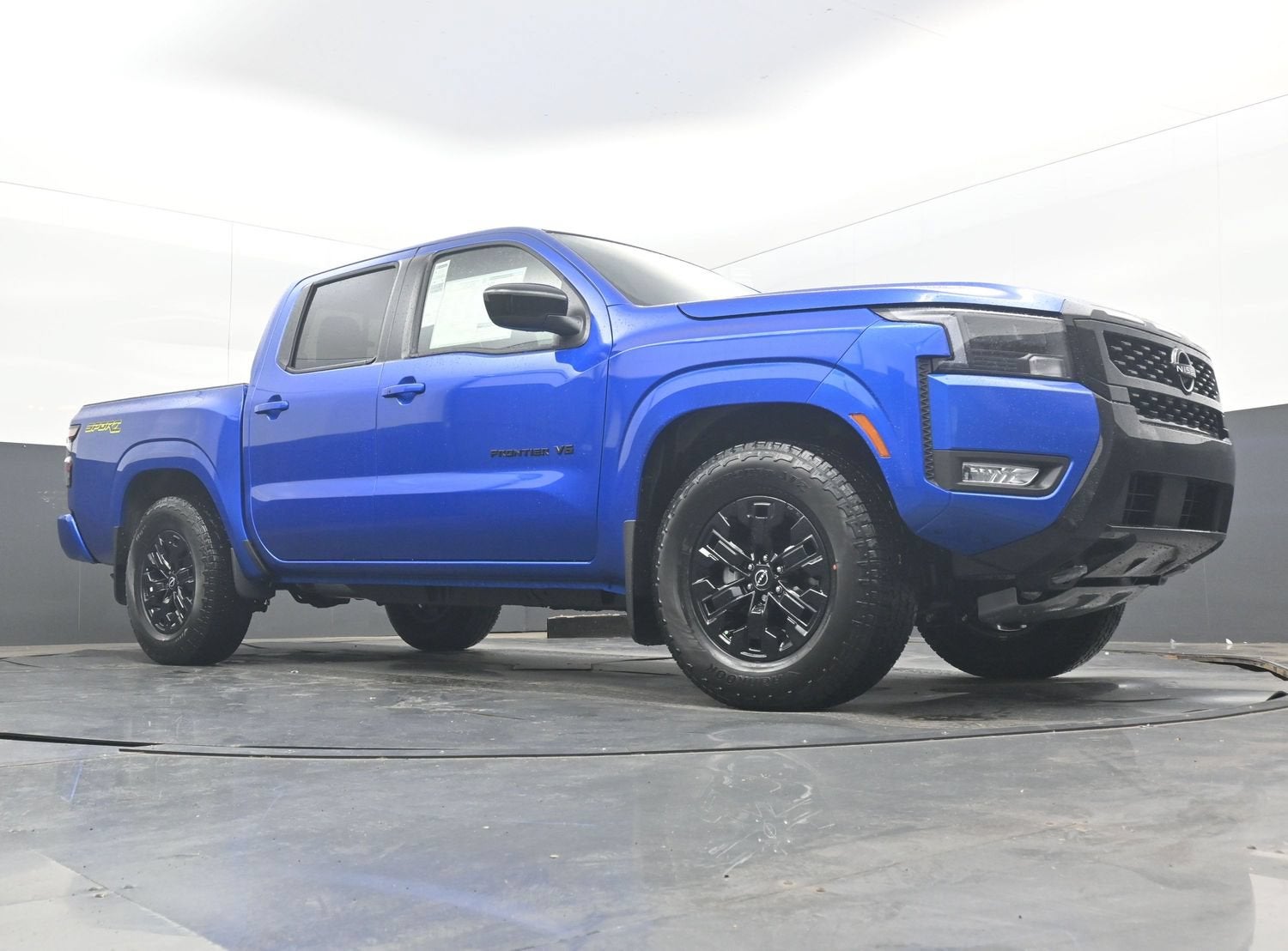 2027 Nissan FRONTIER SV