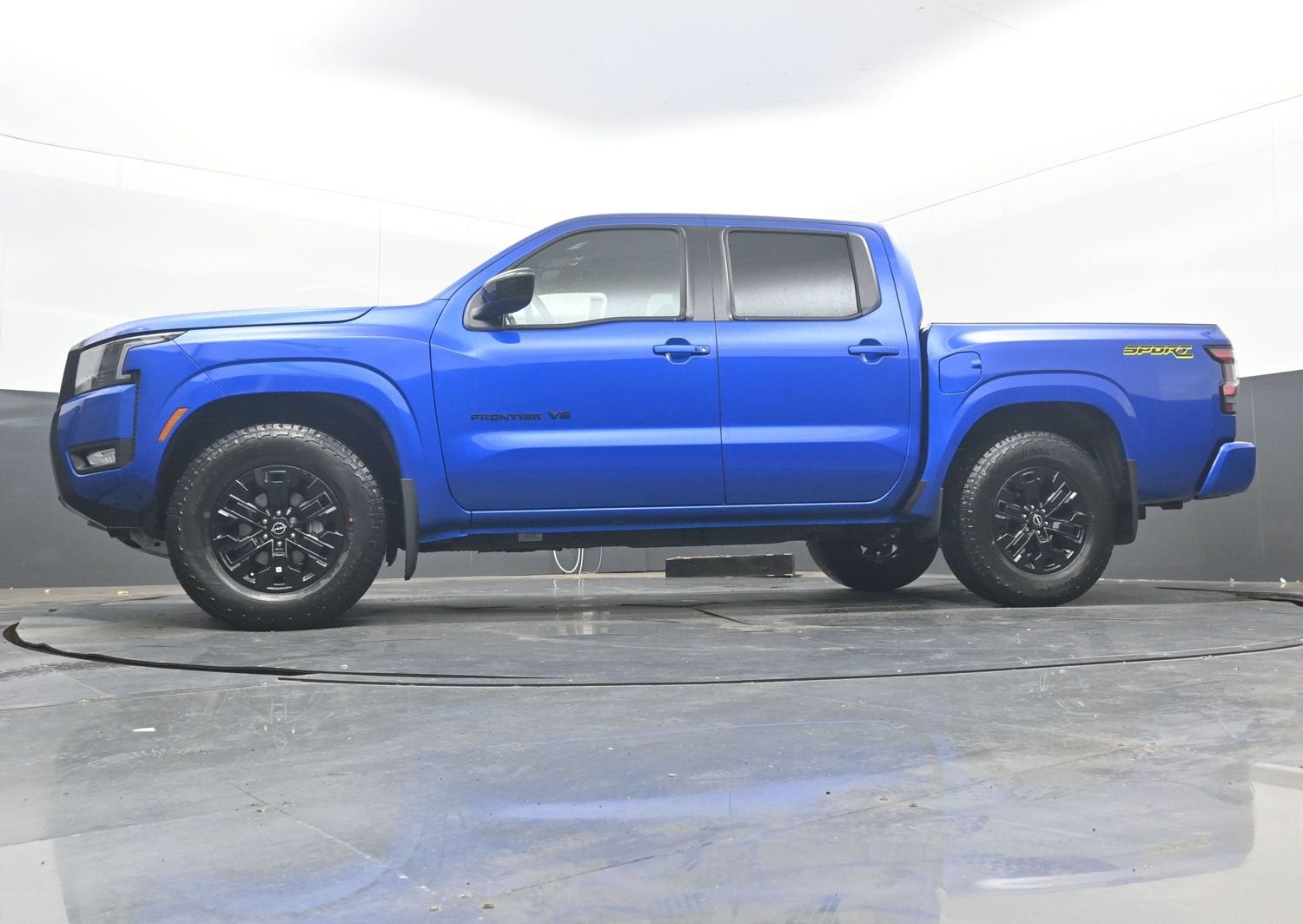 2027 Nissan FRONTIER SV