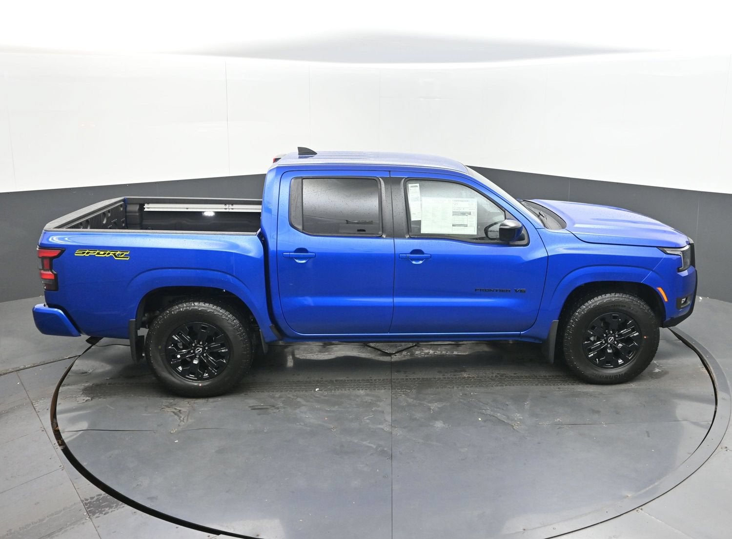 2027 Nissan FRONTIER SV