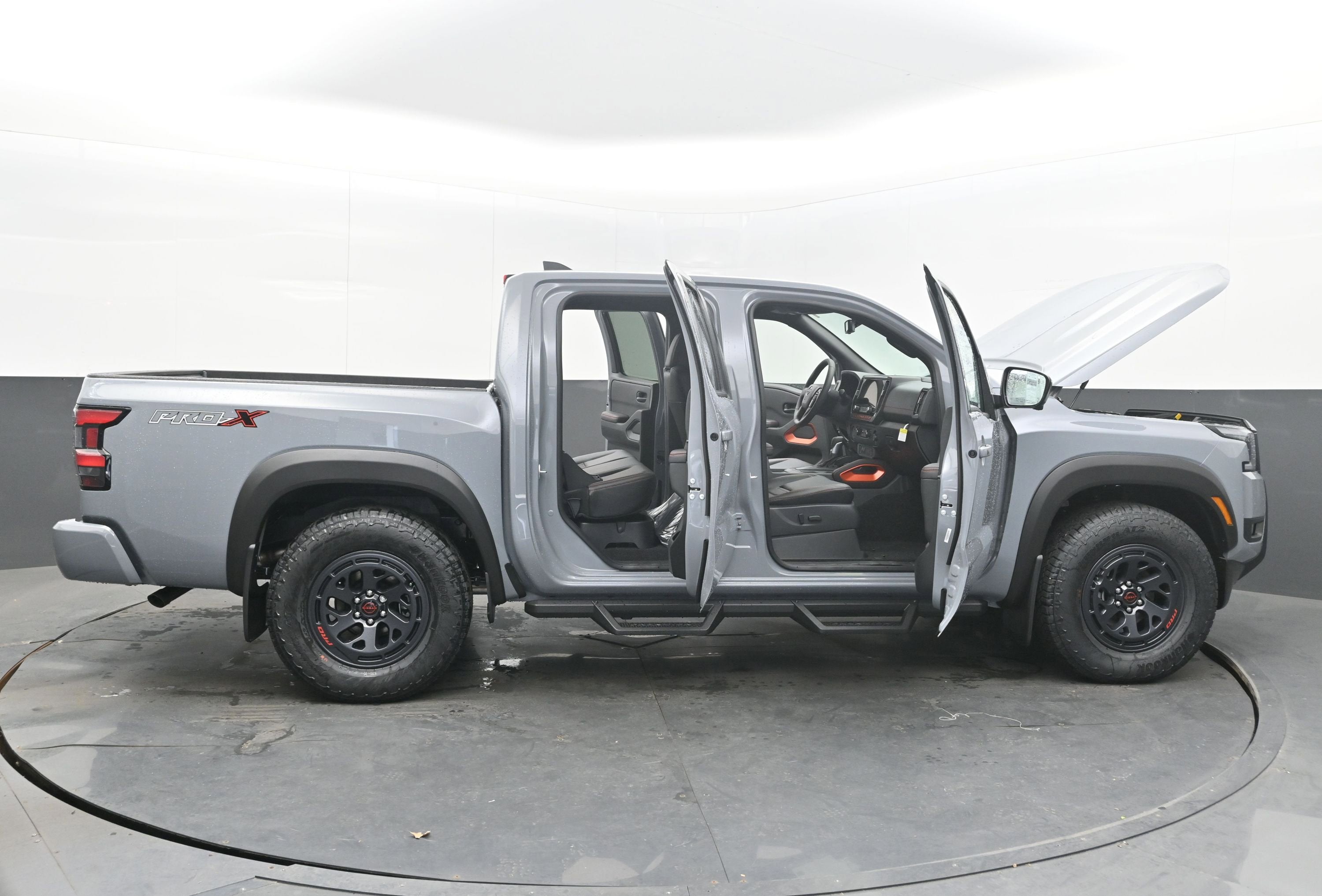 2026 Nissan FRONTIER PRO-X