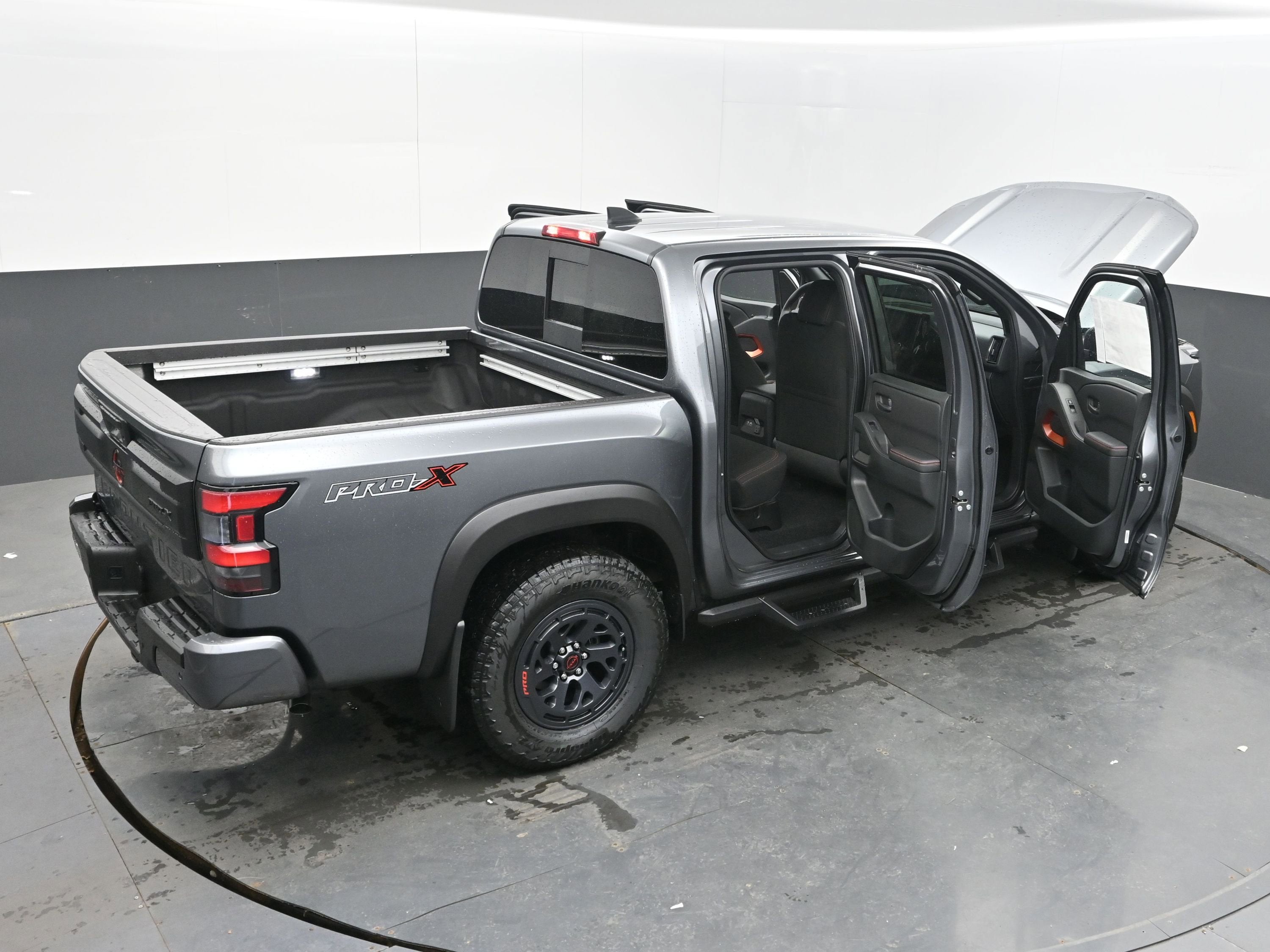 2026 Nissan FRONTIER PRO-X