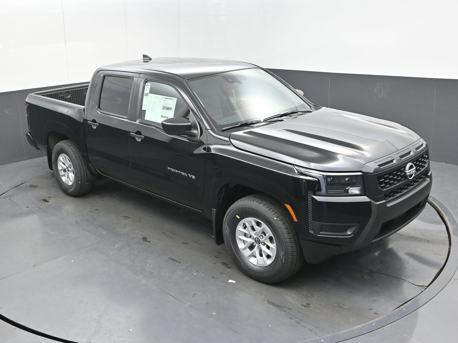 2027 Nissan FRONTIER S
