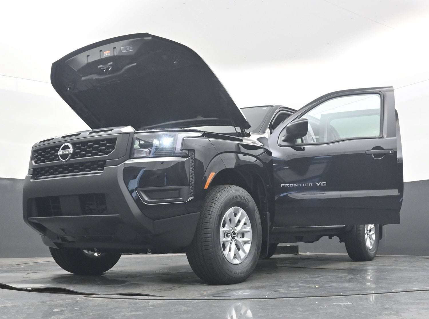 2027 Nissan FRONTIER S