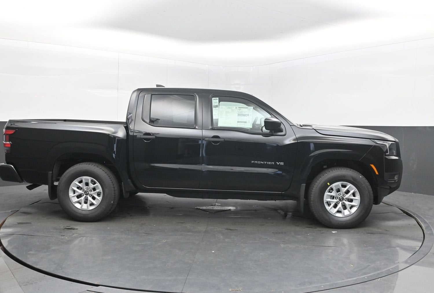 2027 Nissan FRONTIER S