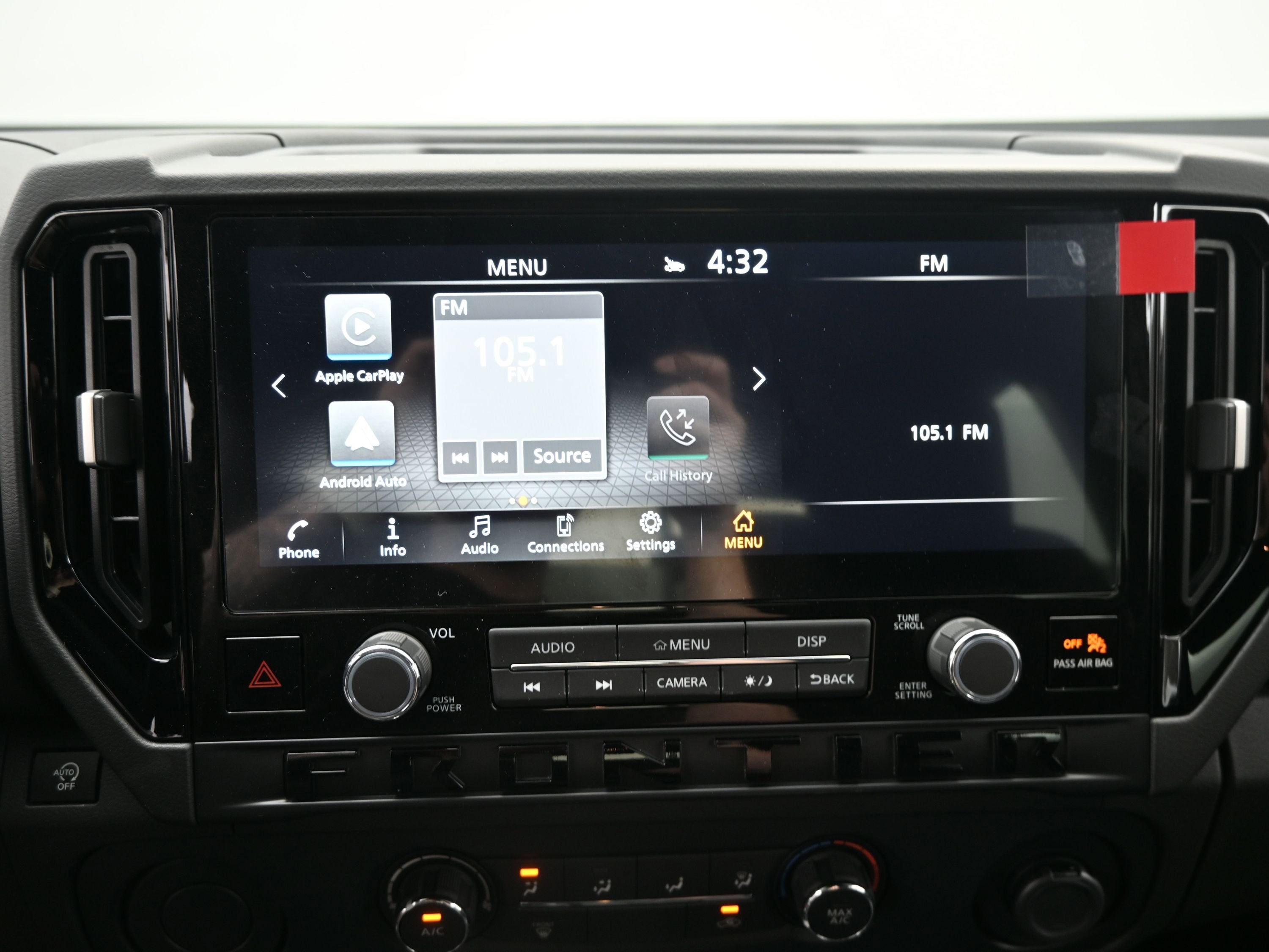 2026 Nissan FRONTIER SV