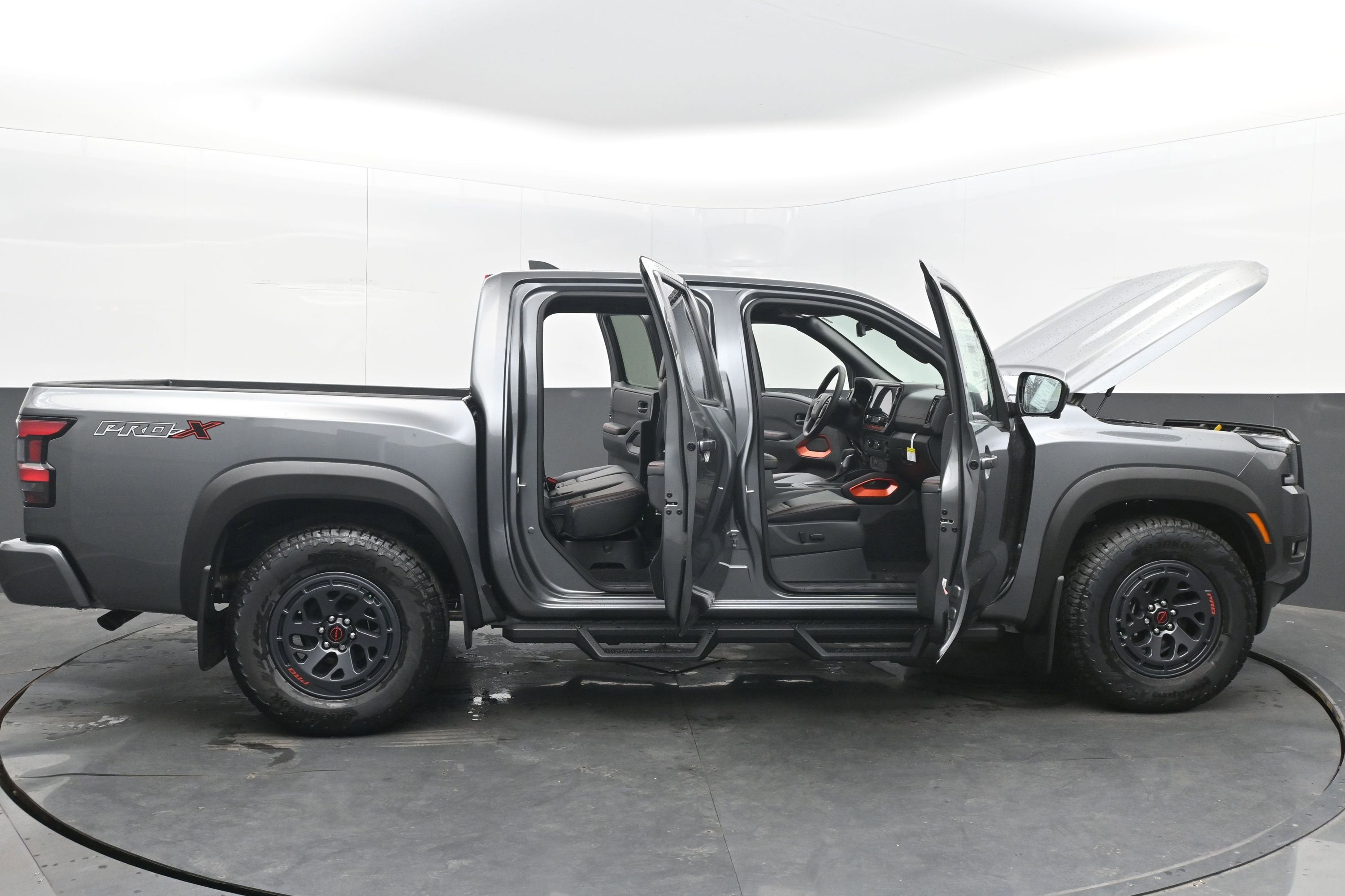 2026 Nissan FRONTIER PRO-X