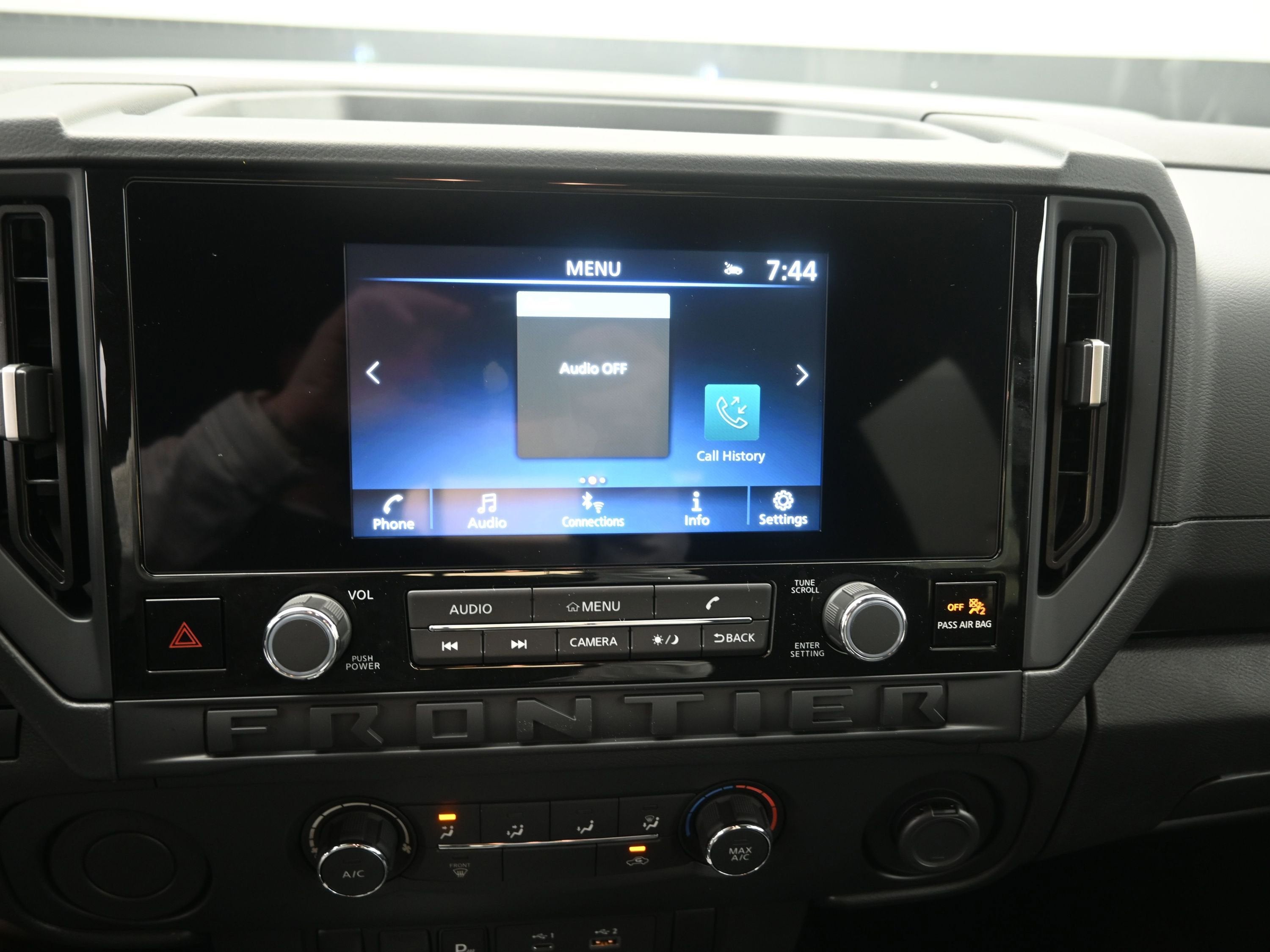 2026 Nissan FRONTIER S