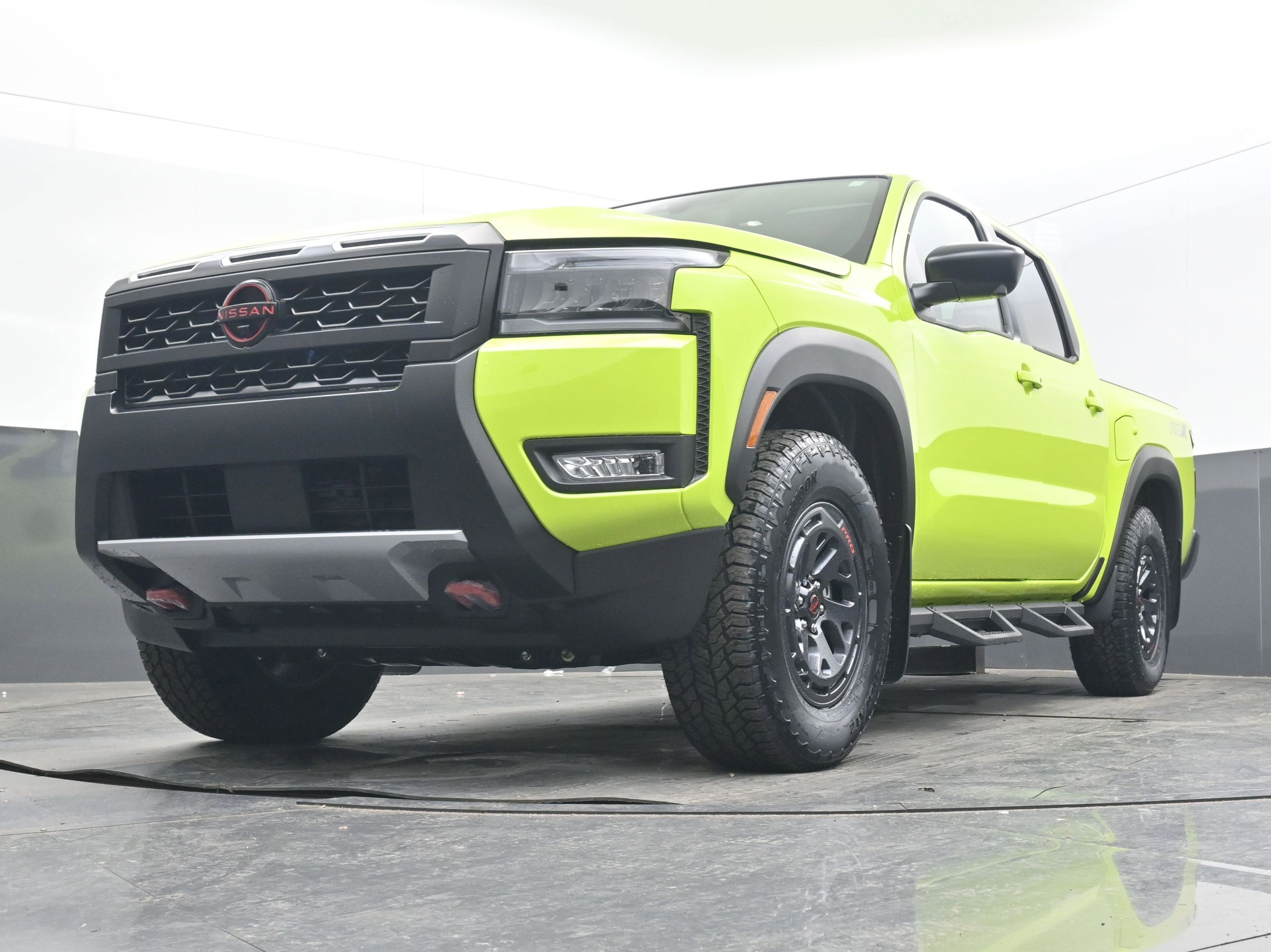 2026 Nissan FRONTIER PRO-X