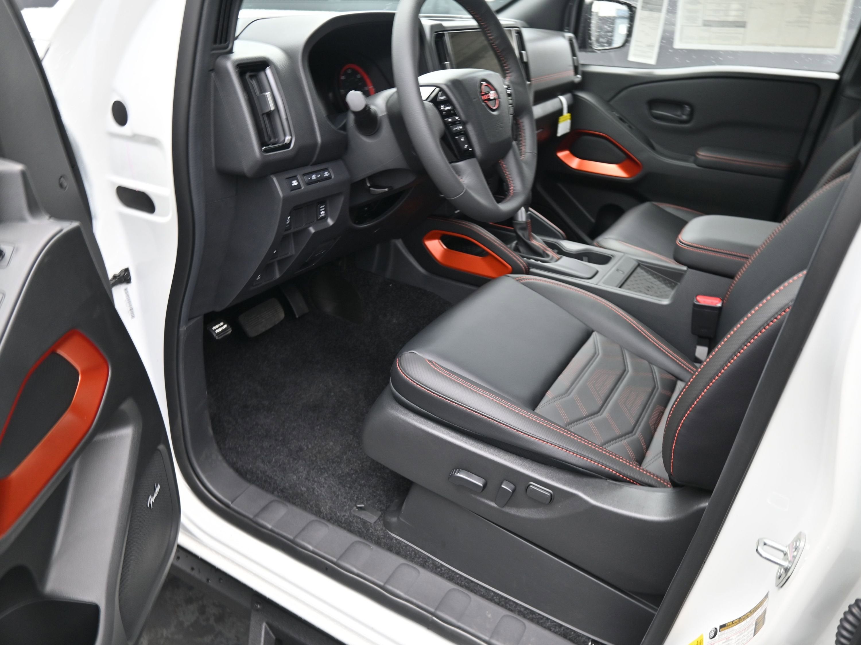 2026 Nissan FRONTIER PRO-X