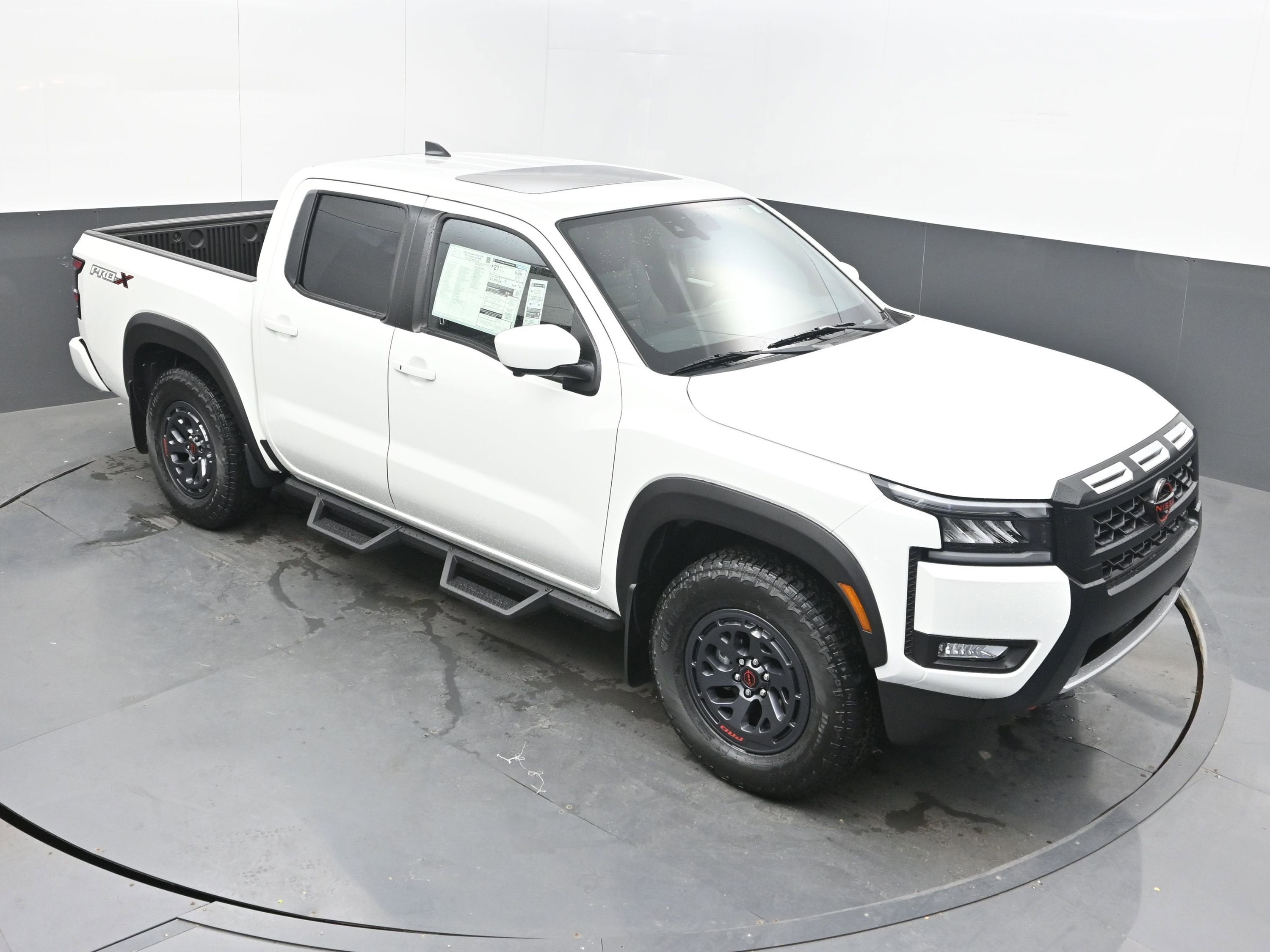 2026 Nissan FRONTIER PRO-X