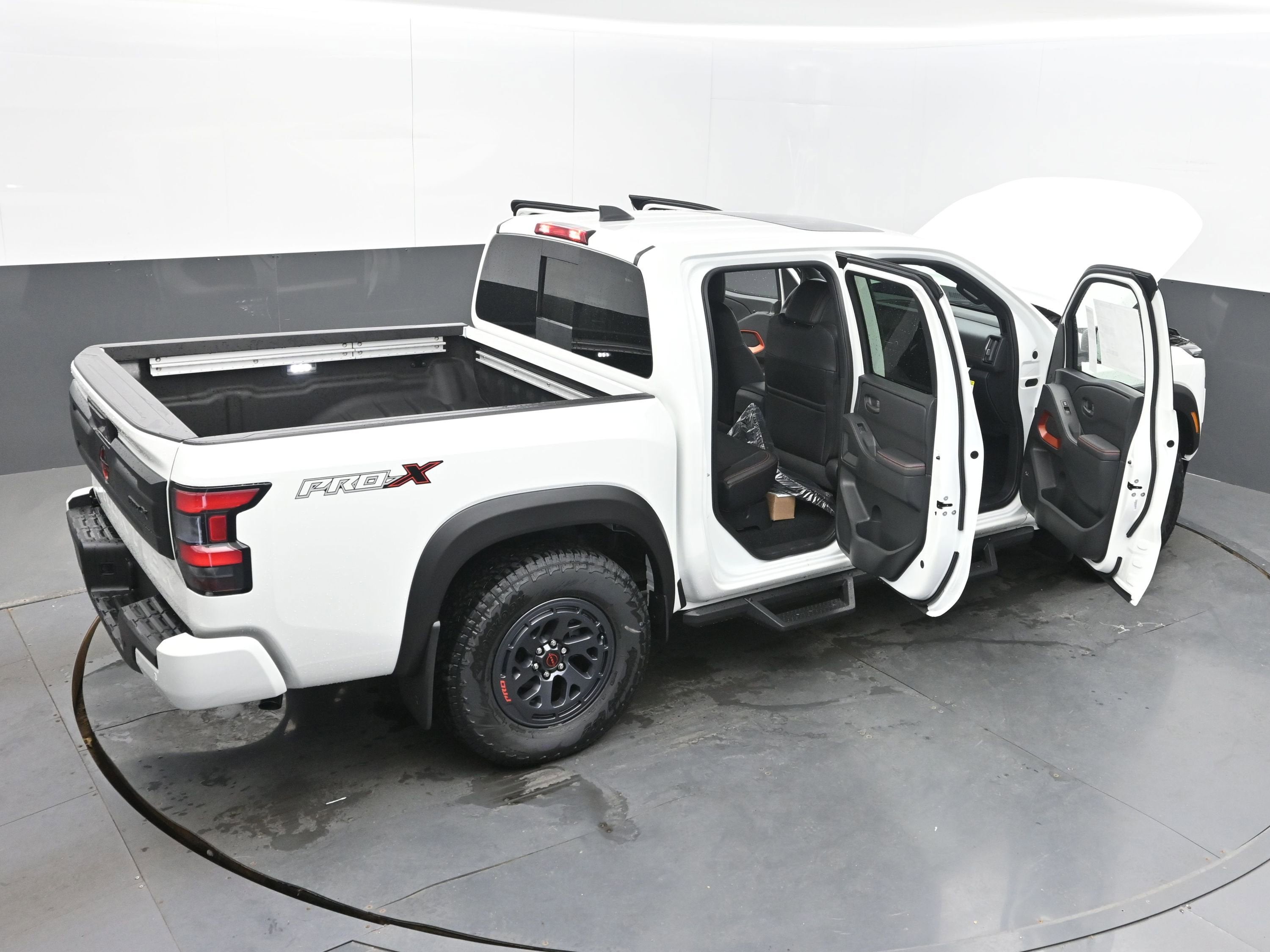 2026 Nissan FRONTIER PRO-X