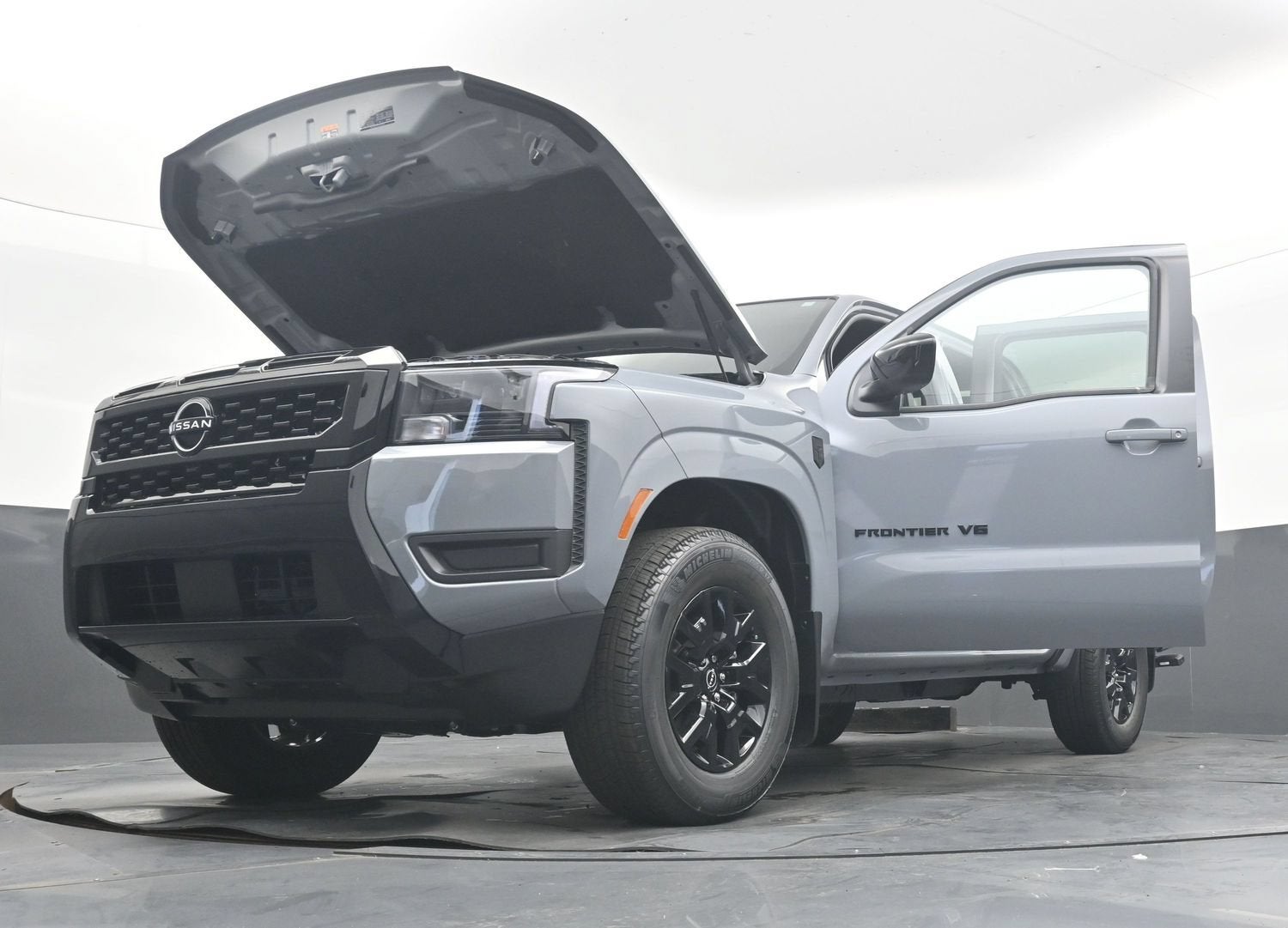2027 Nissan FRONTIER SV