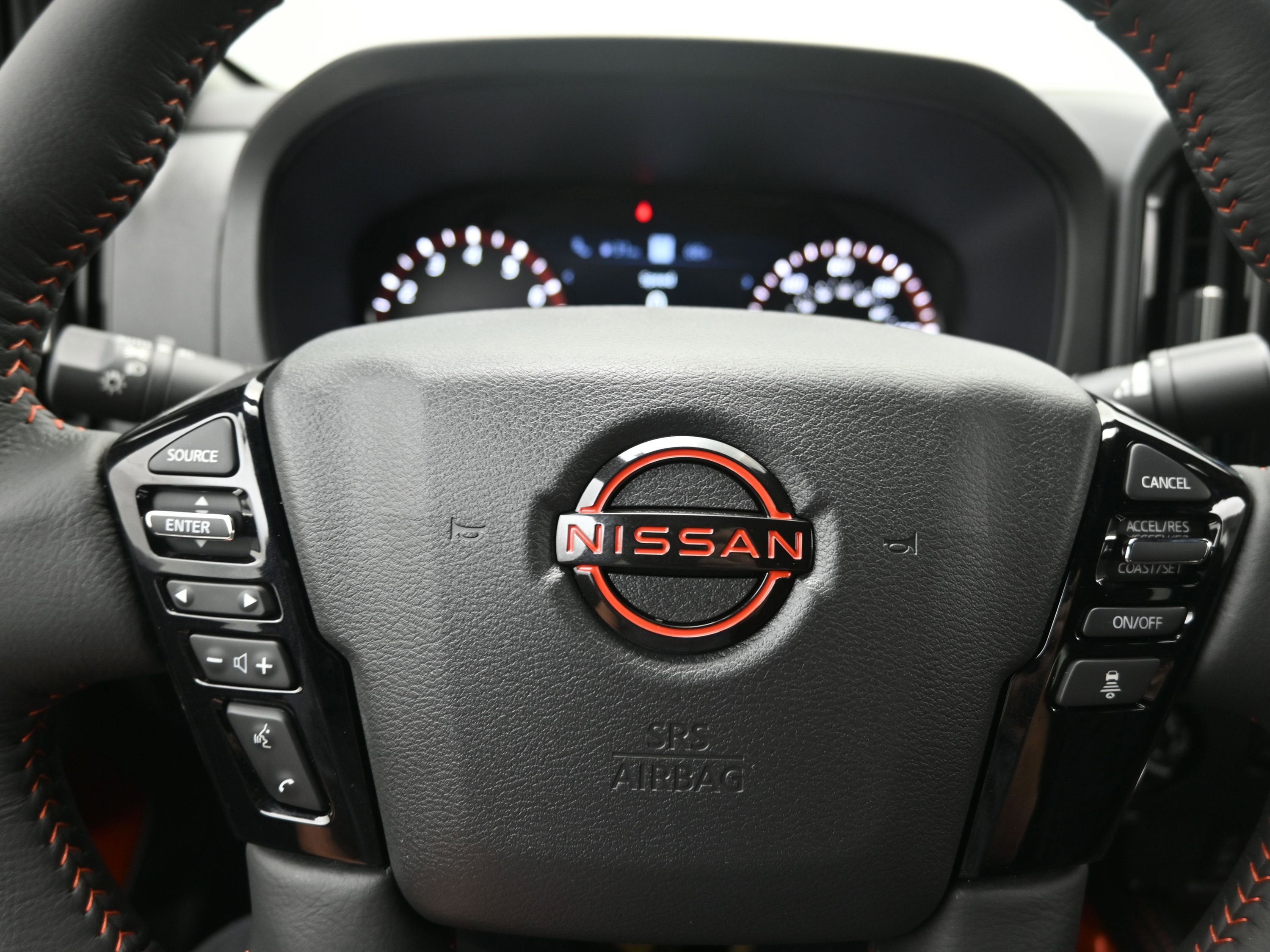 2026 Nissan FRONTIER PRO-4X w/R Package