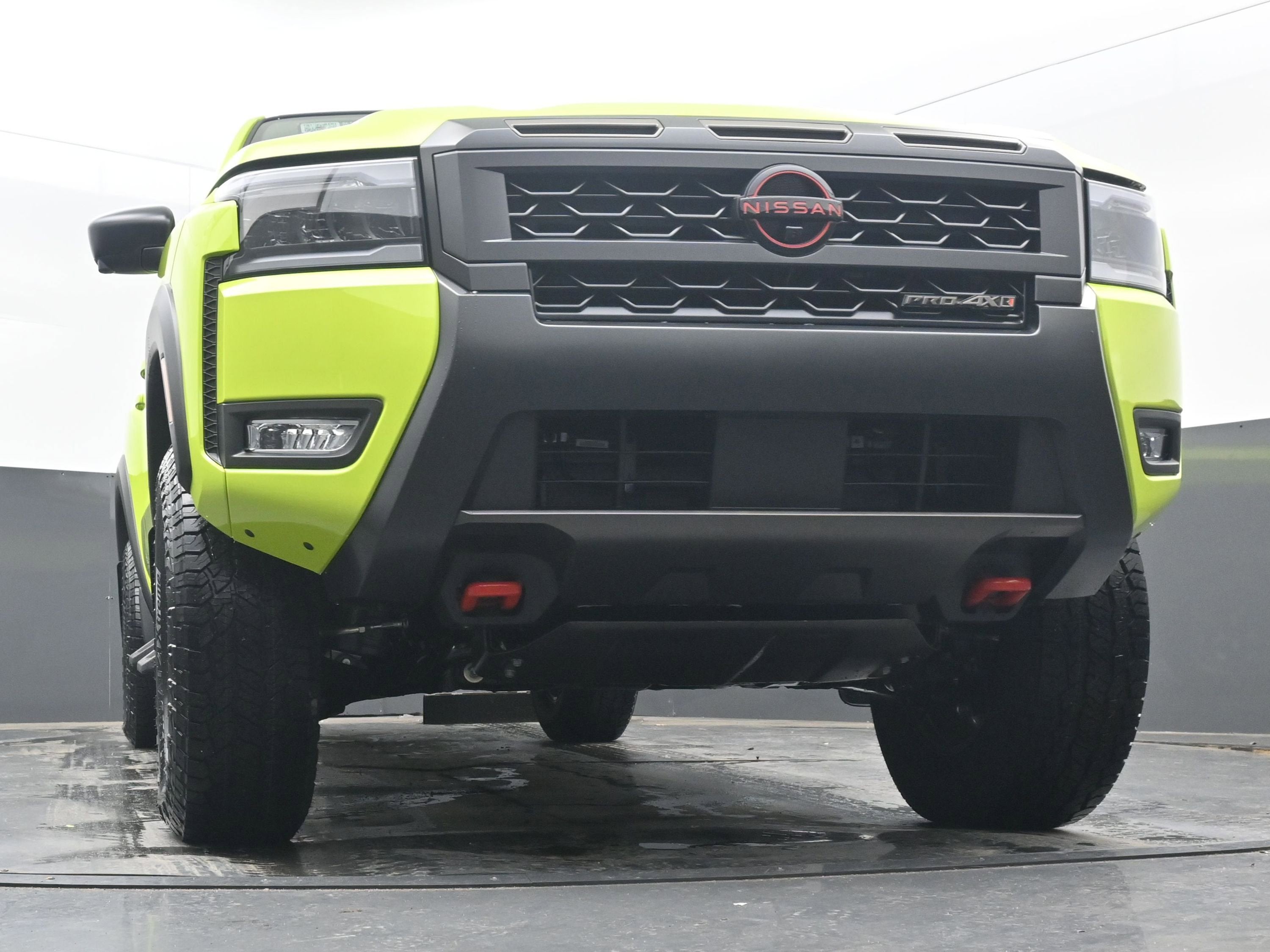 2026 Nissan FRONTIER PRO-4X w/R Package