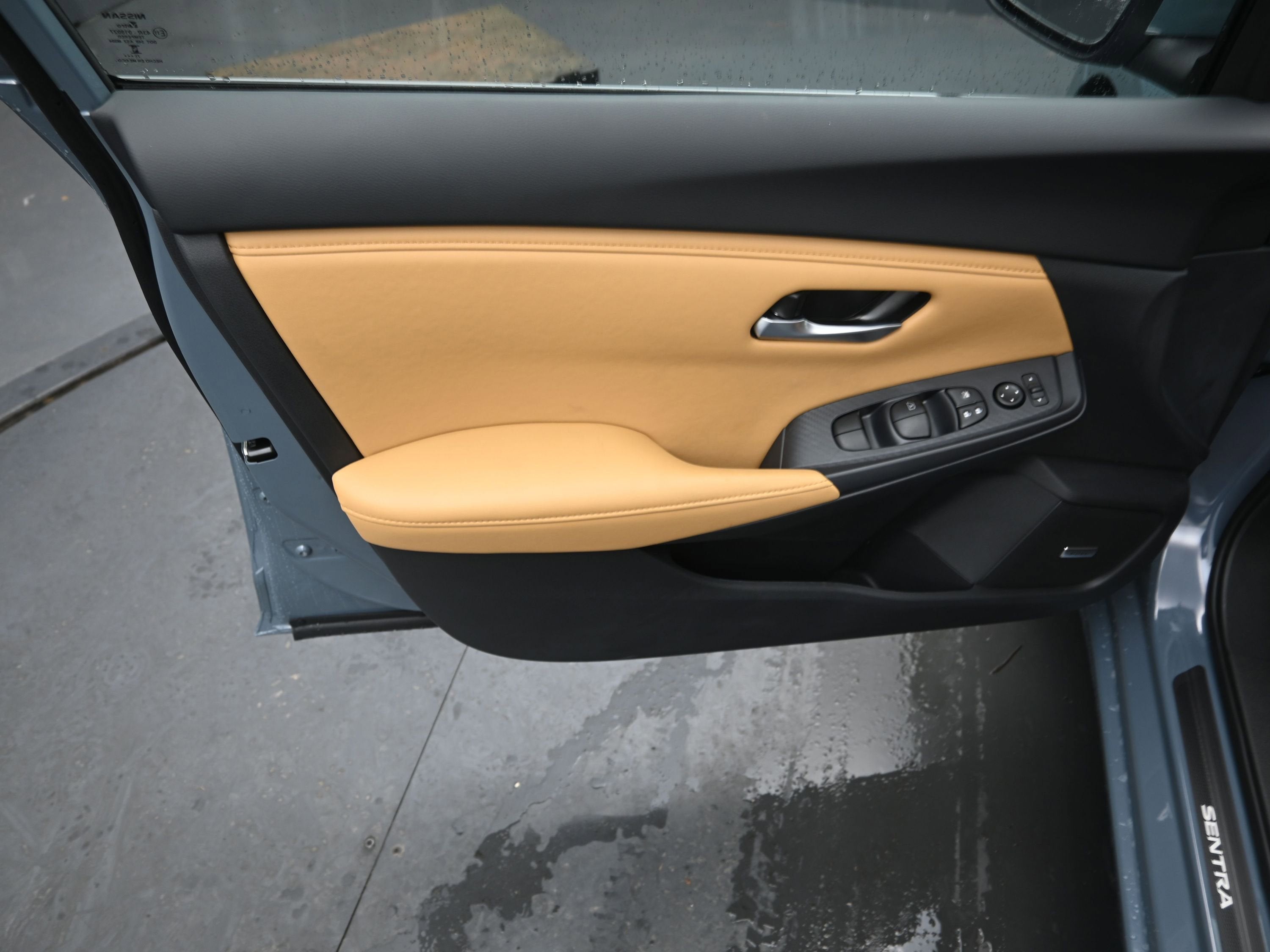 2025 Nissan SENTRA SV PREMIUM