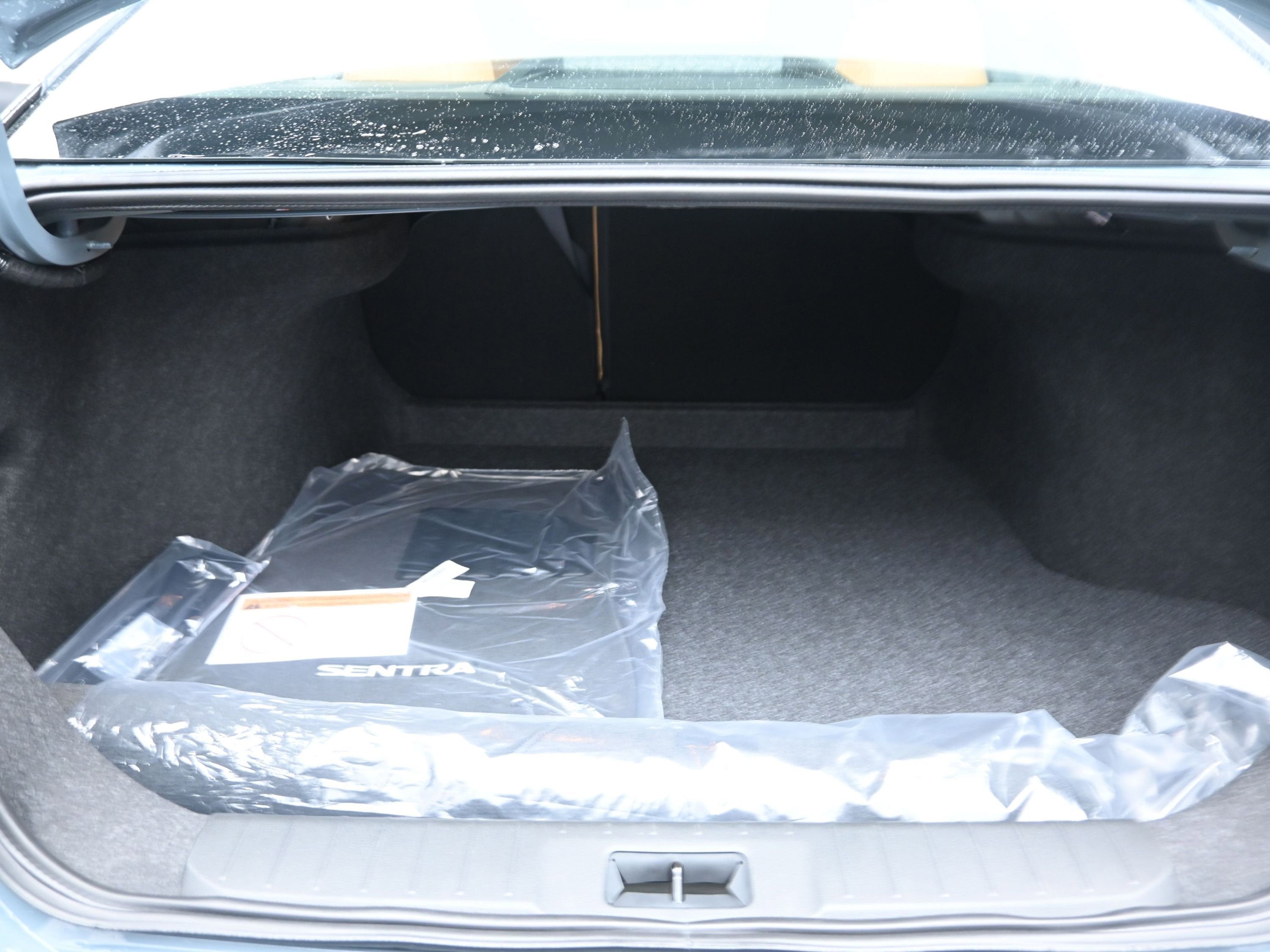 2025 Nissan SENTRA SV PREMIUM