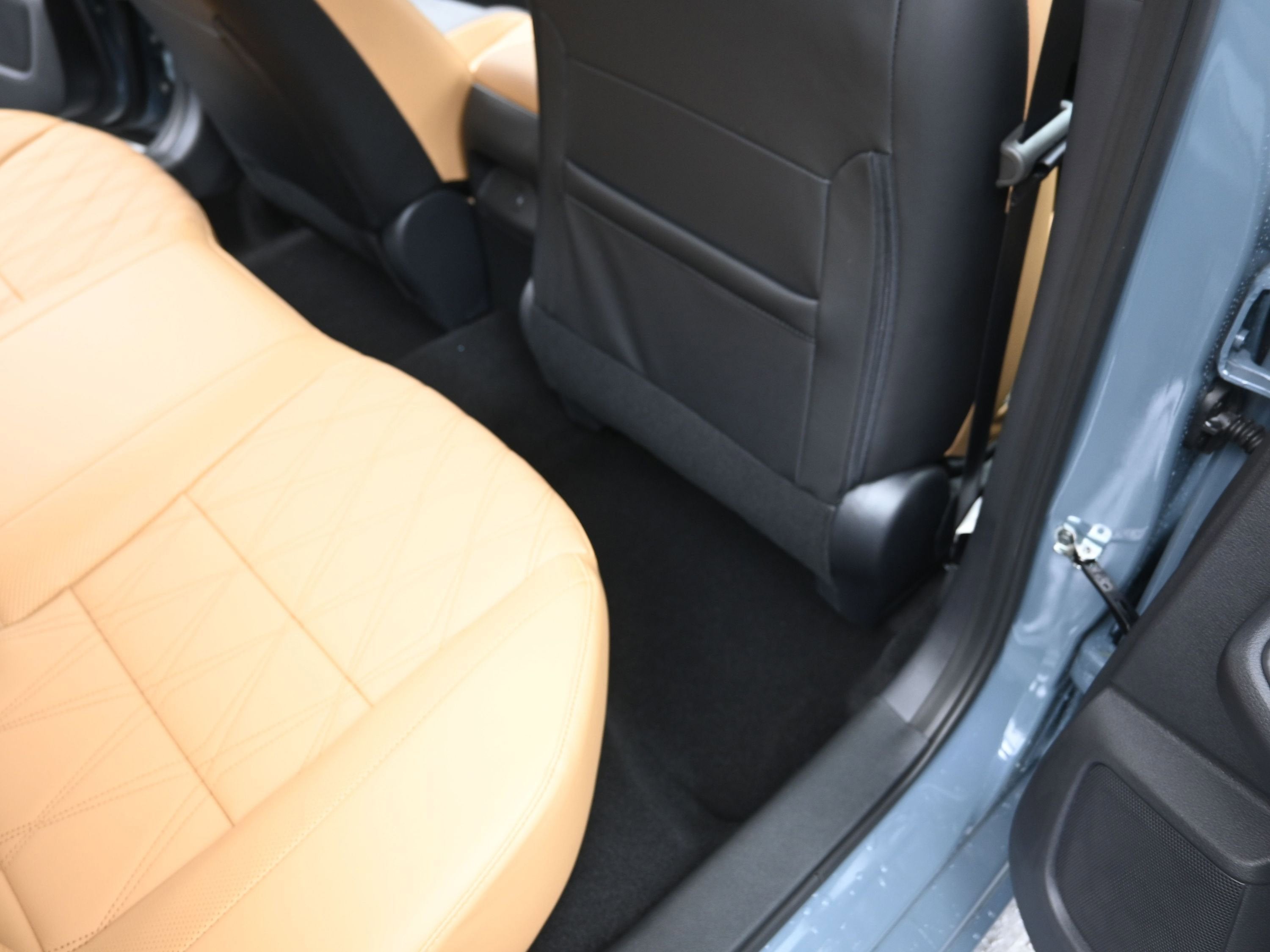 2025 Nissan SENTRA SV PREMIUM