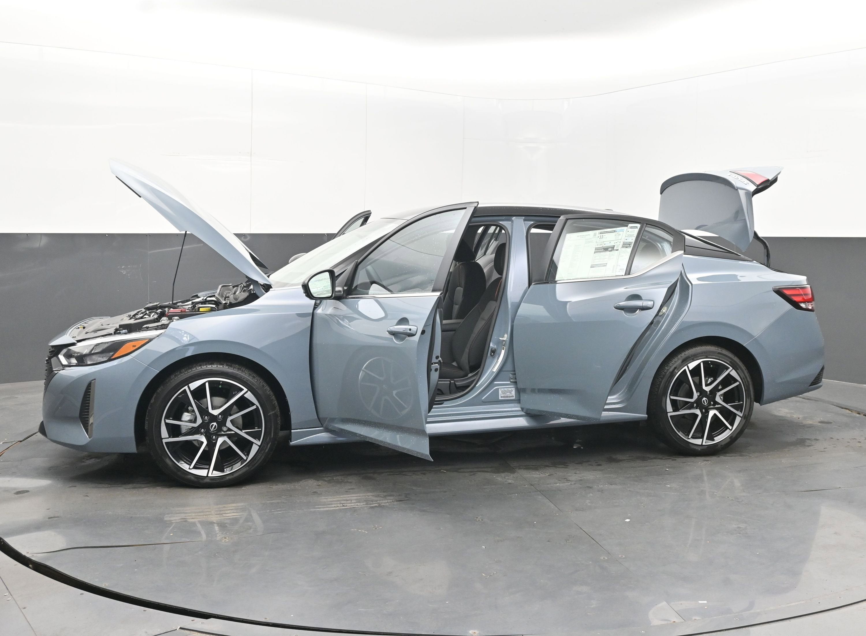 2025 Nissan SENTRA SR