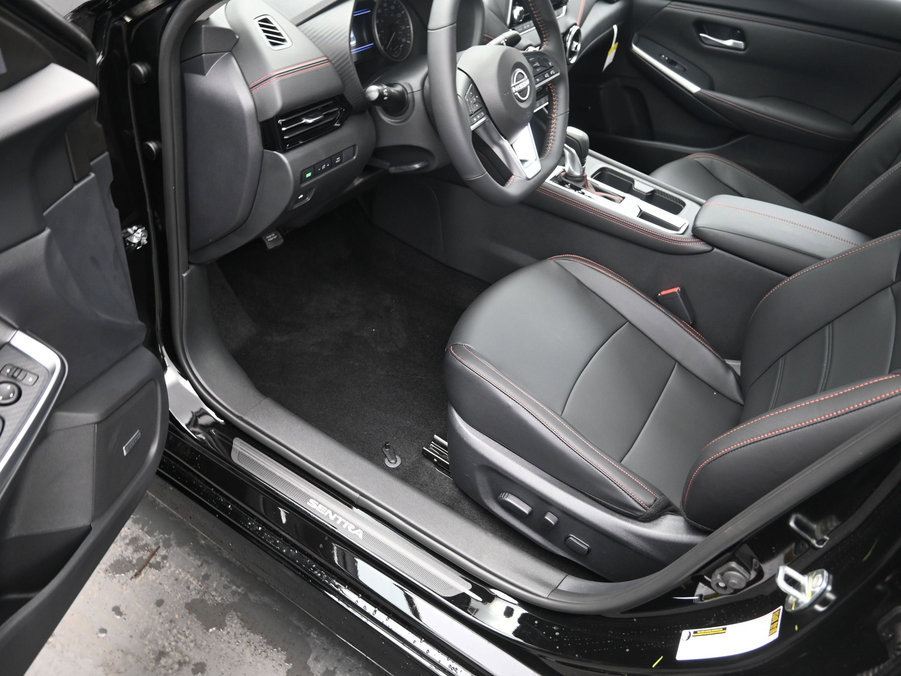 2025 Nissan SENTRA SR PREMIUM