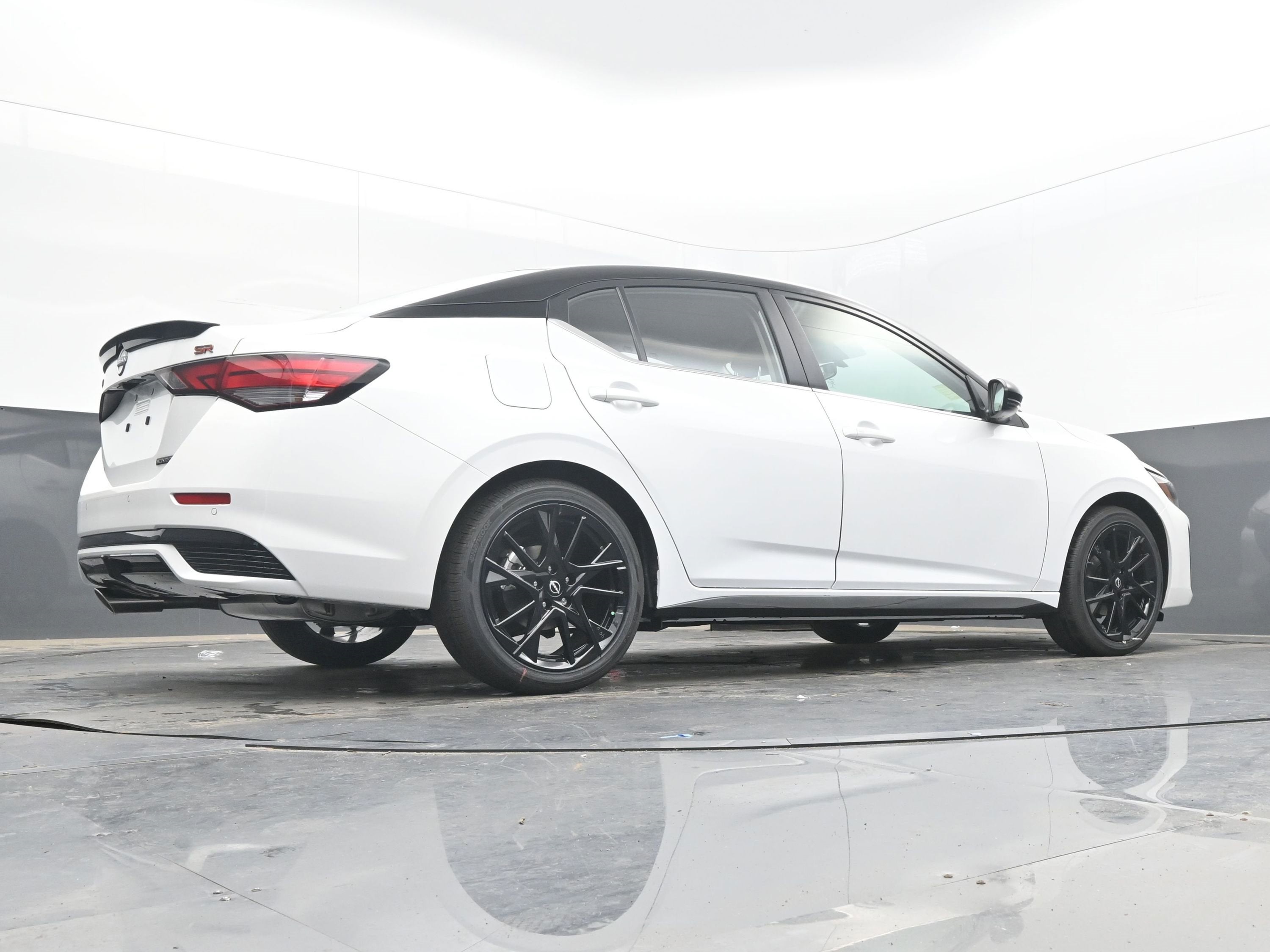 2025 Nissan SENTRA SR MIDNIGHT